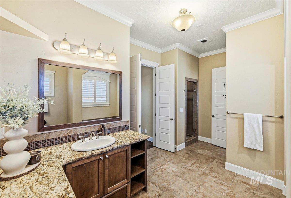 6519 S Raap Ranch Ln, Meridian, Idaho 83642, 5 Bedrooms, 5 Bathrooms, Residential For Sale, Price $2,100,000,MLS 98974535