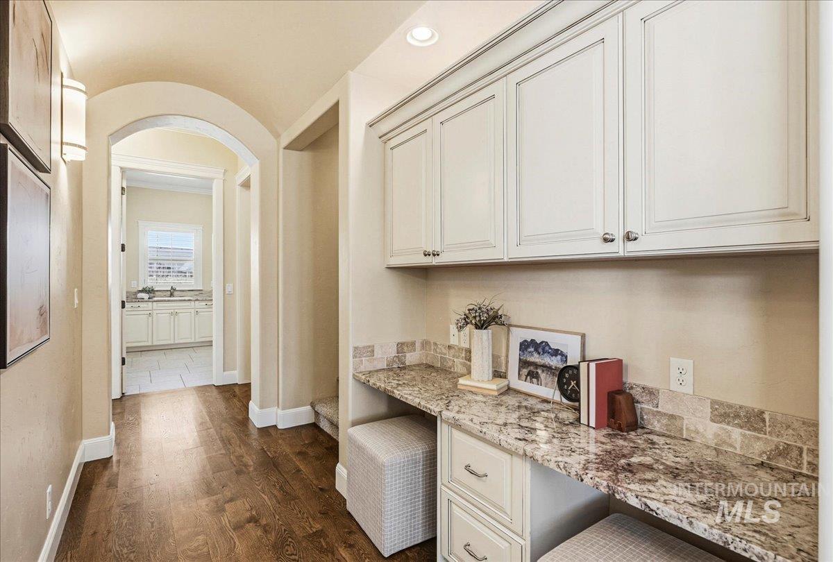 6519 S Raap Ranch Ln, Meridian, Idaho 83642, 5 Bedrooms, 5 Bathrooms, Residential For Sale, Price $2,100,000,MLS 98974535