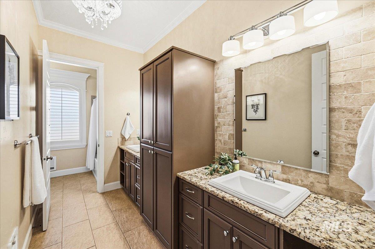 6519 S Raap Ranch Ln, Meridian, Idaho 83642, 5 Bedrooms, 5 Bathrooms, Residential For Sale, Price $2,100,000,MLS 98974535