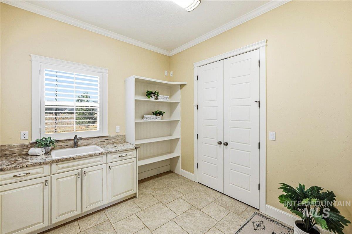 6519 S Raap Ranch Ln, Meridian, Idaho 83642, 5 Bedrooms, 5 Bathrooms, Residential For Sale, Price $2,100,000,MLS 98974535