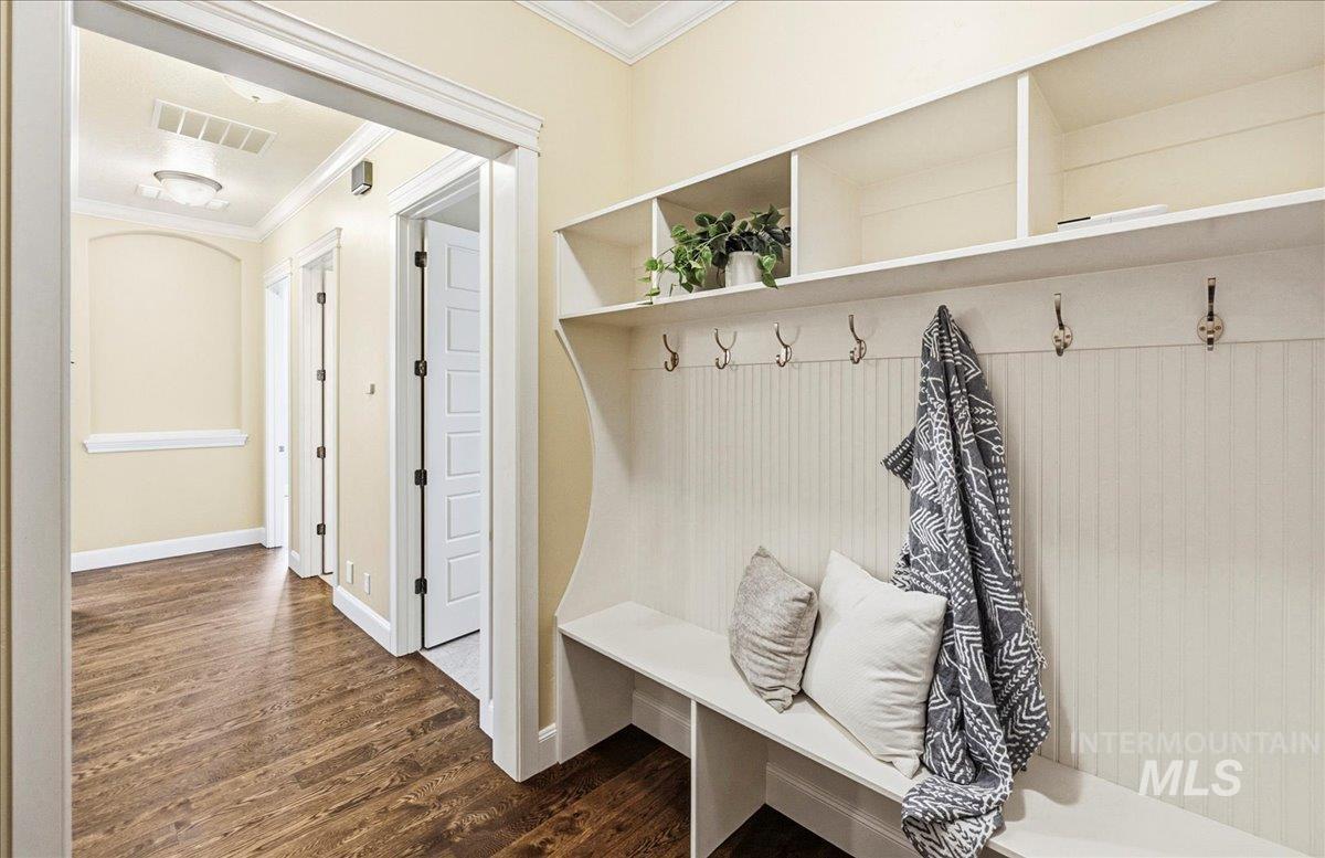 6519 S Raap Ranch Ln, Meridian, Idaho 83642, 5 Bedrooms, 5 Bathrooms, Residential For Sale, Price $2,100,000,MLS 98974535