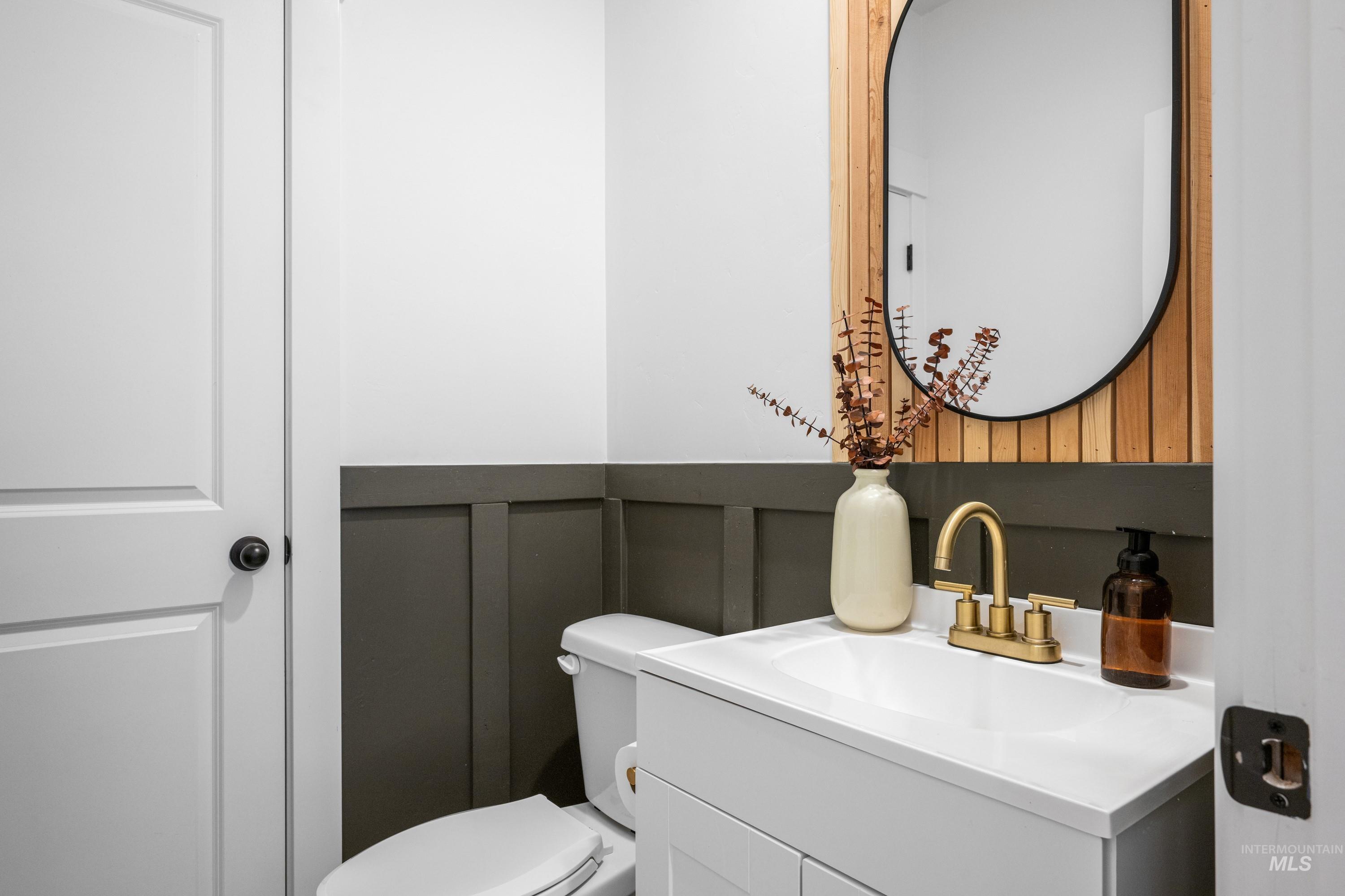 8902 W Bowie Steet, Star, Idaho 83669, 5 Bedrooms, 3.5 Bathrooms, Residential For Sale, Price $659,900,MLS 98974537