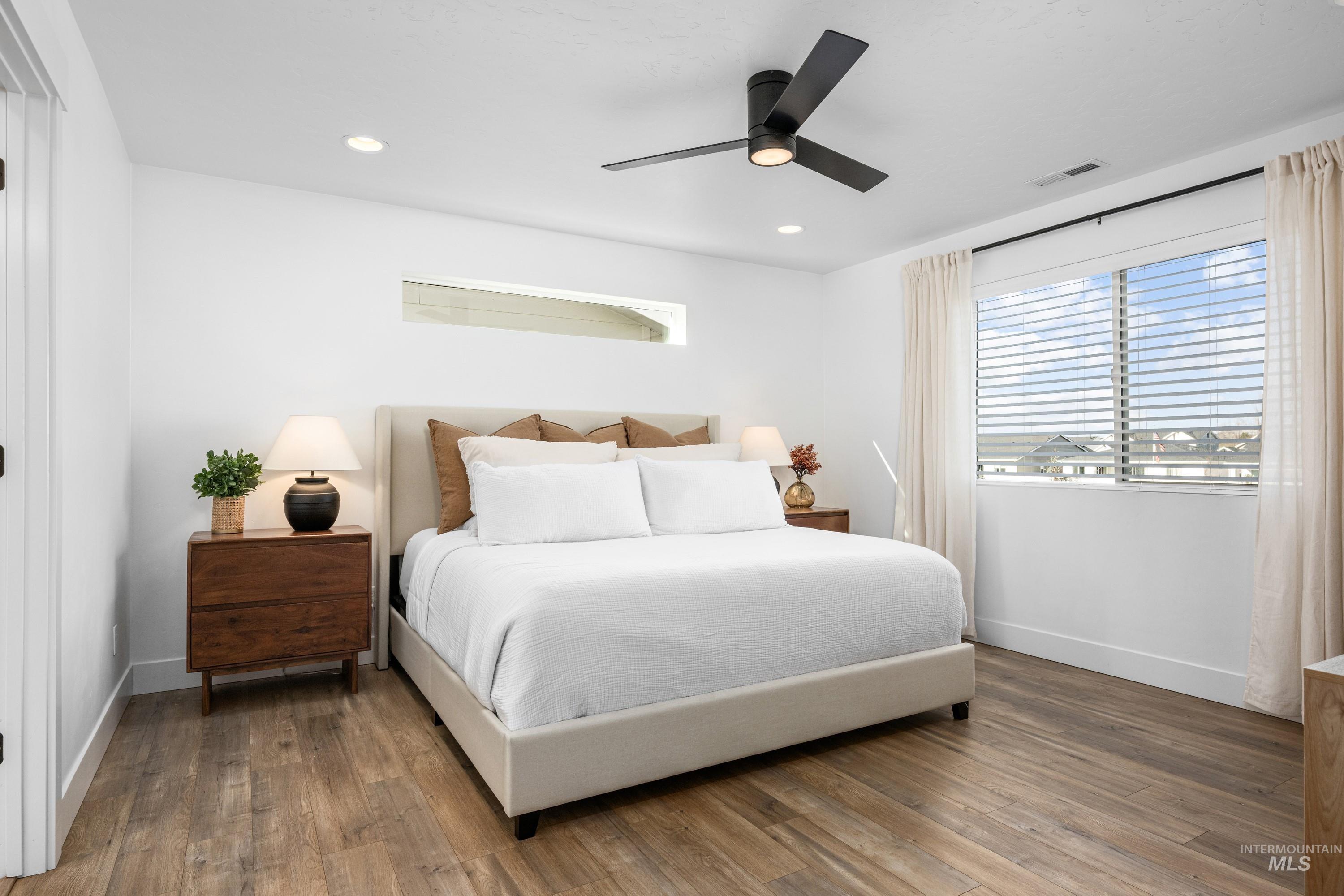 8902 W Bowie Steet, Star, Idaho 83669, 5 Bedrooms, 3.5 Bathrooms, Residential For Sale, Price $659,900,MLS 98974537