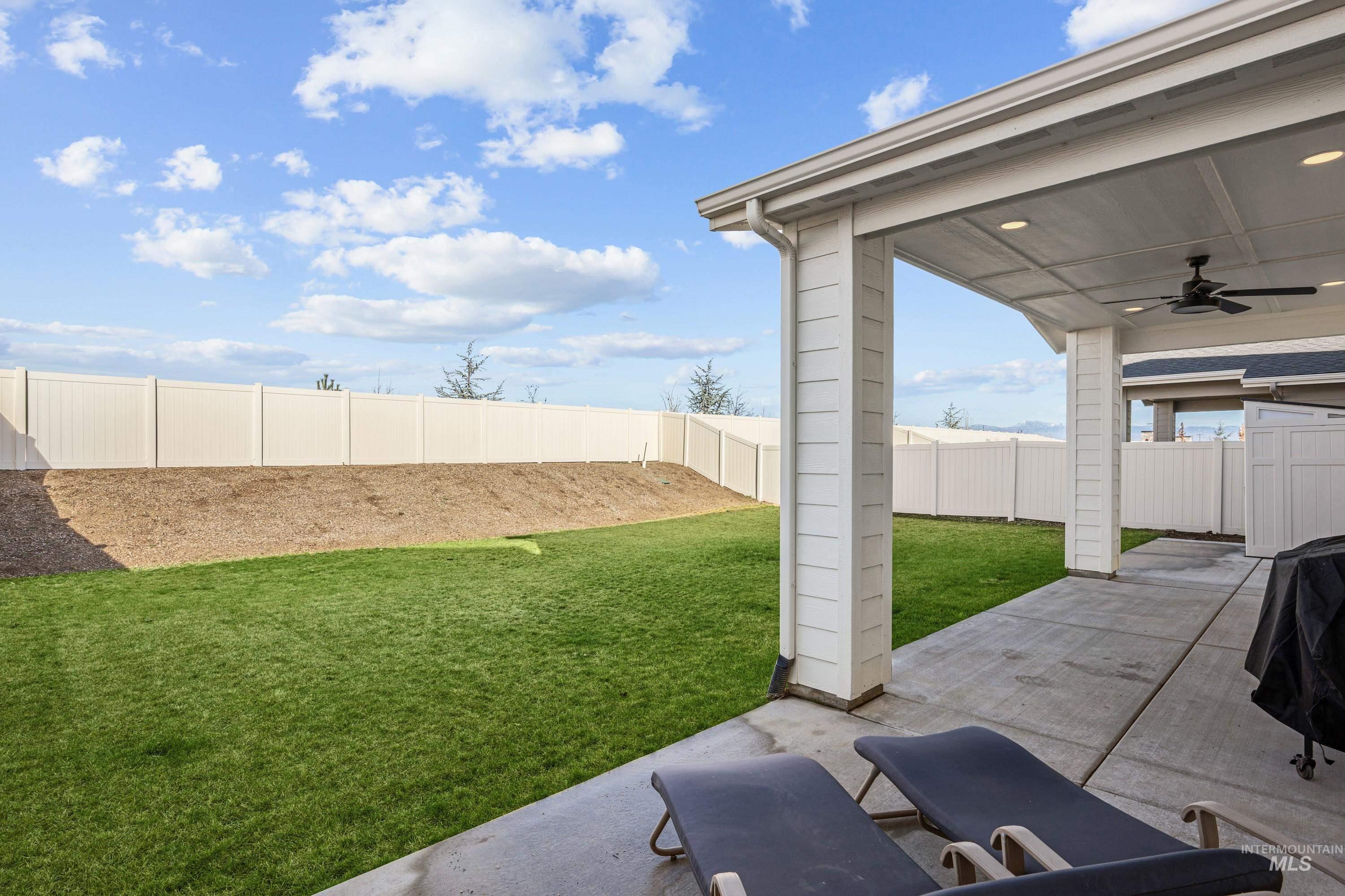 8902 W Bowie Steet, Star, Idaho 83669, 5 Bedrooms, 3.5 Bathrooms, Residential For Sale, Price $659,900,MLS 98974537