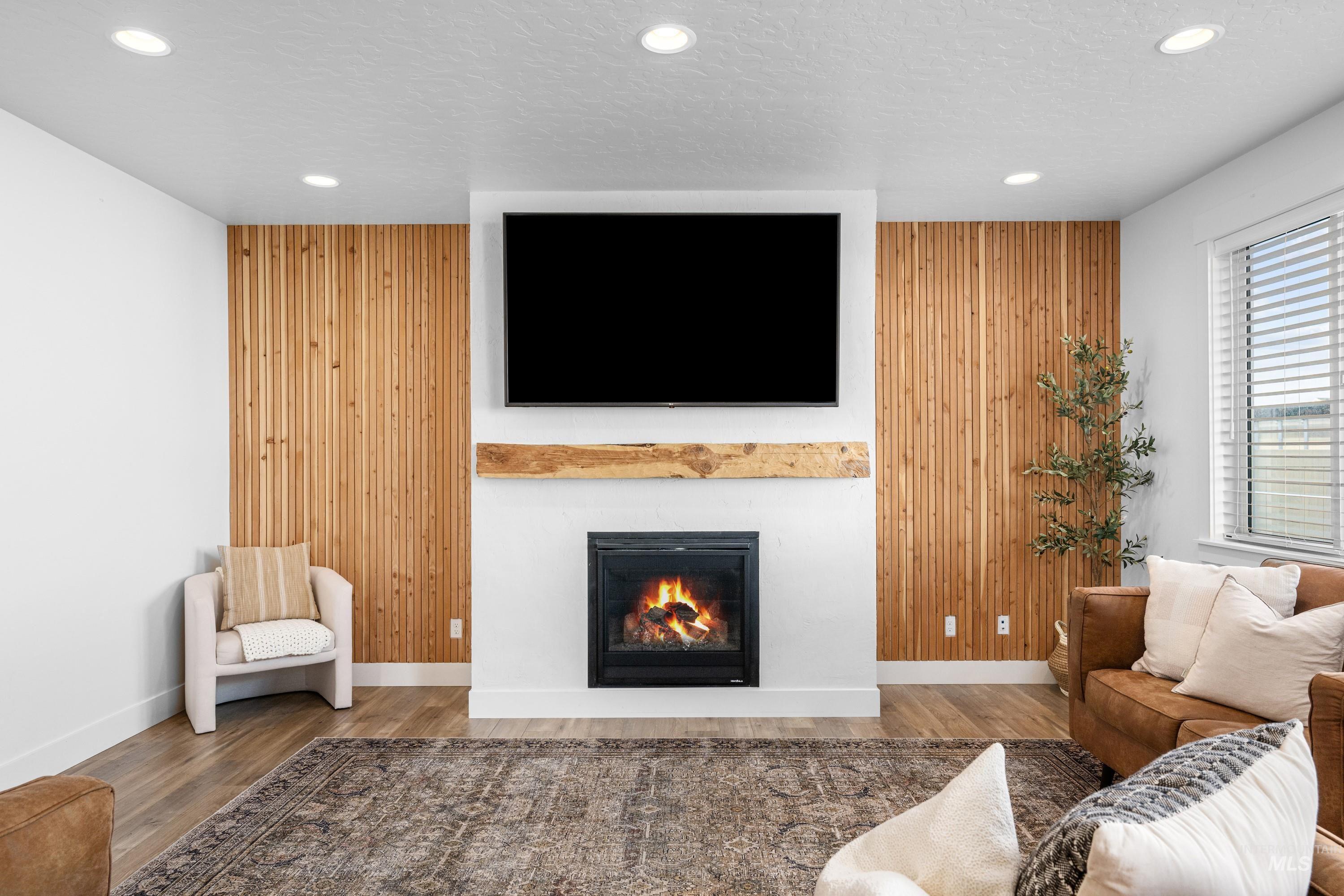 8902 W Bowie Steet, Star, Idaho 83669, 5 Bedrooms, 3.5 Bathrooms, Residential For Sale, Price $659,900,MLS 98974537