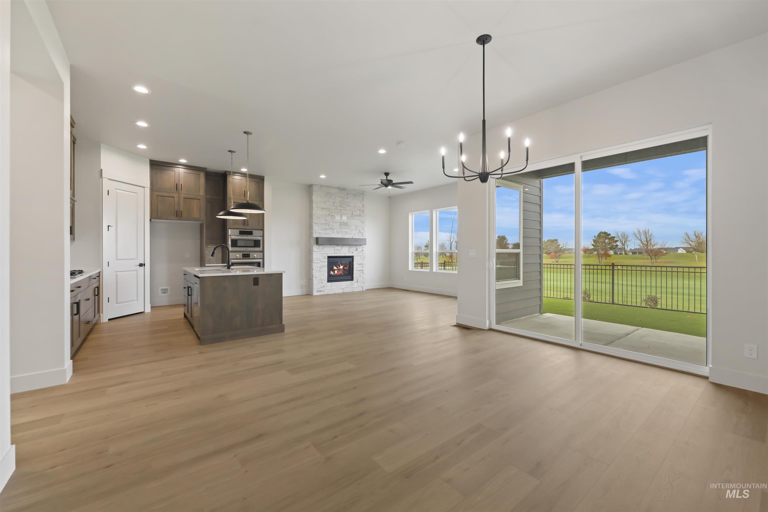 11209 S Corballis Ln., Kuna, Idaho 83634, 3 Bedrooms, 2 Bathrooms, Residential For Sale, Price $649,880, 98974544