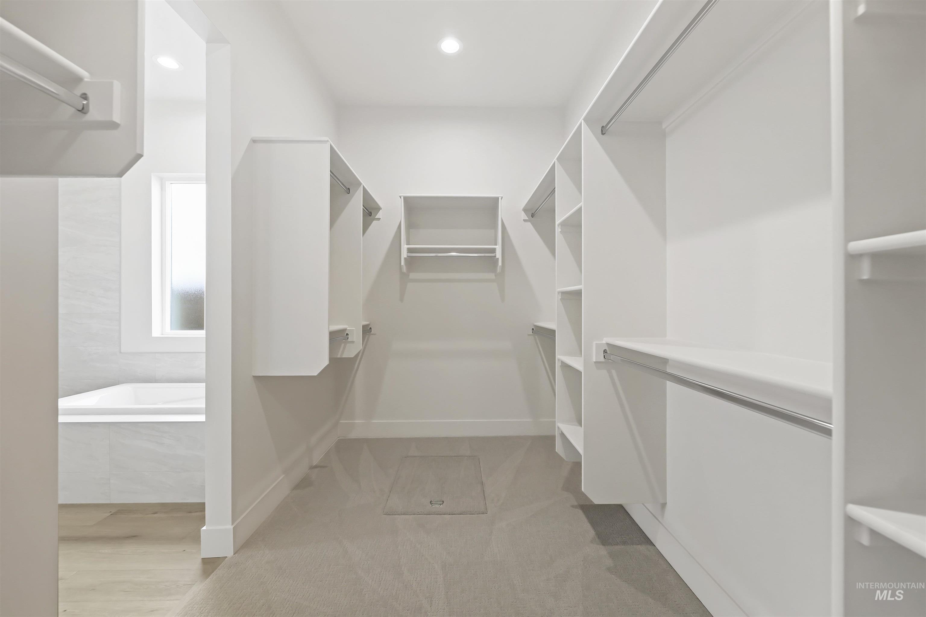 11209 S Corballis Ln., Kuna, Idaho 83634, 3 Bedrooms, 2 Bathrooms, Residential For Sale, Price $649,880, 98974544