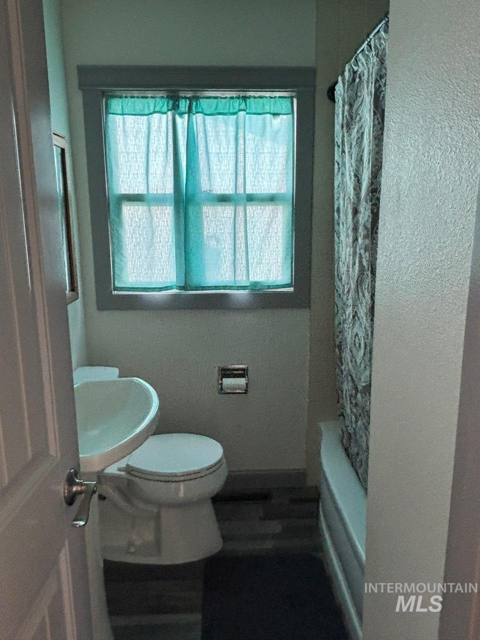 601 Cedar Ave, Lewiston, Idaho 83501, 4 Bedrooms, 2 Bathrooms, Residential For Sale, Price $420,000, 98974545