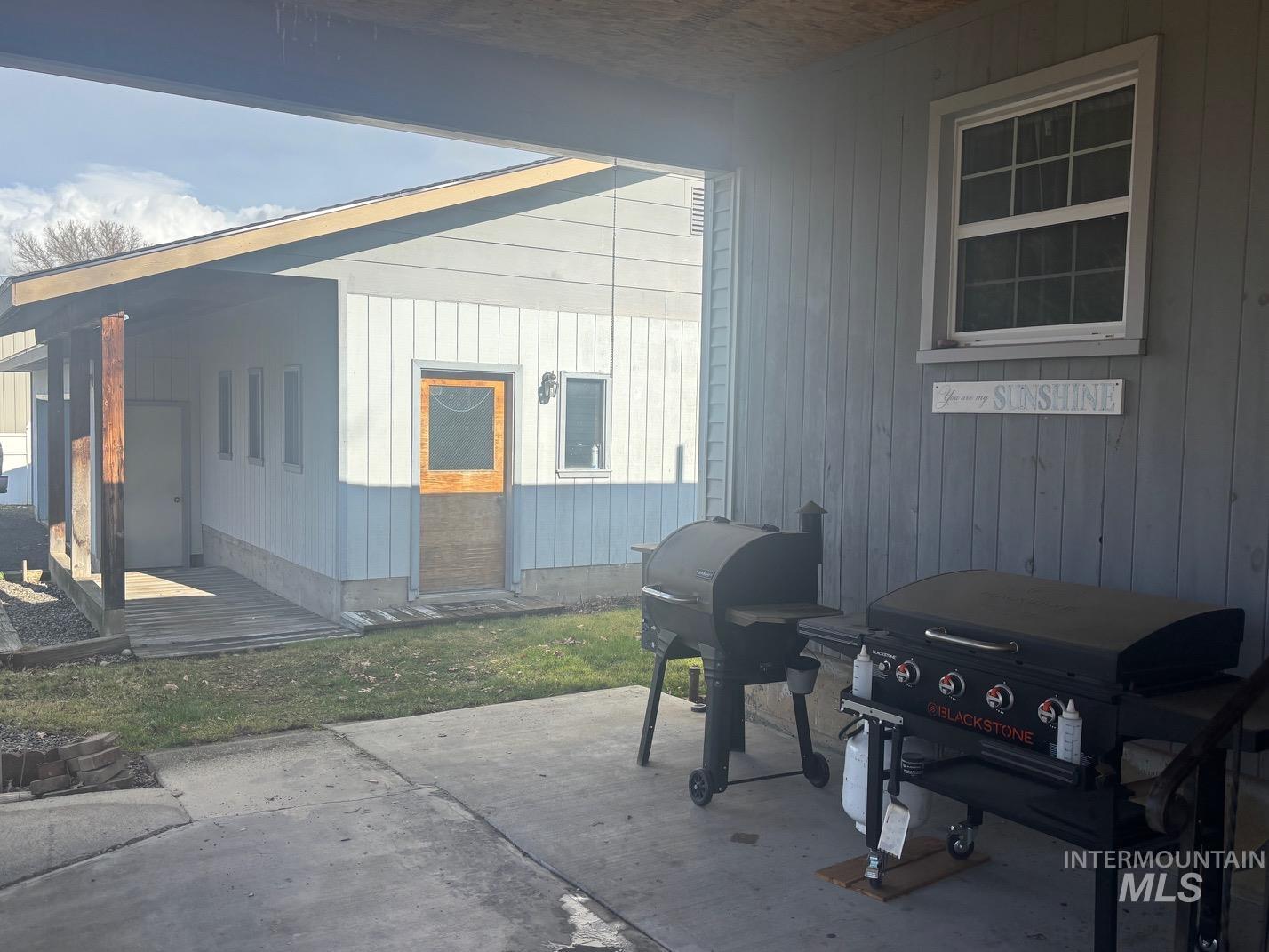 601 Cedar Ave, Lewiston, Idaho 83501, 4 Bedrooms, 2 Bathrooms, Residential For Sale, Price $420,000, 98974545