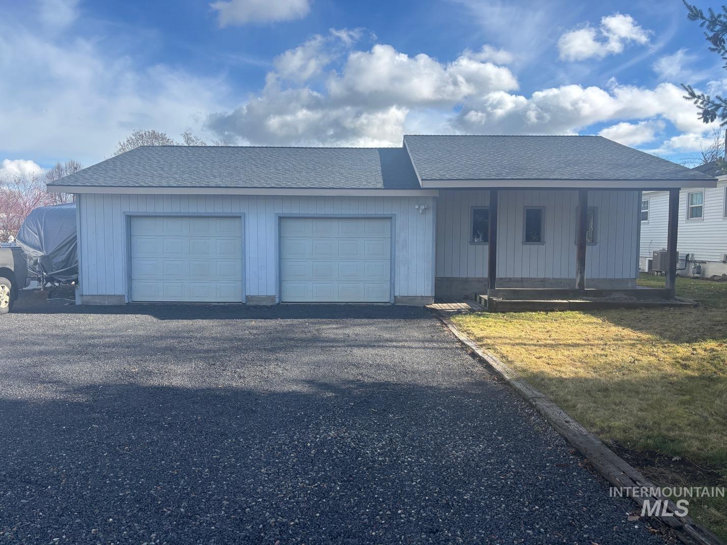 601 Cedar Ave, Lewiston, Idaho 83501, 4 Bedrooms, 2 Bathrooms, Residential For Sale, Price $420,000, 98974545