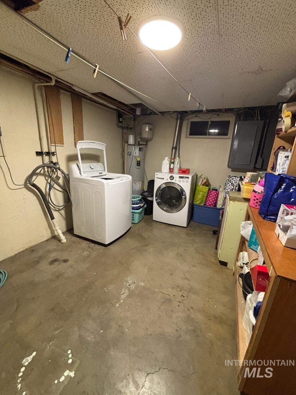 601 Cedar Ave, Lewiston, Idaho 83501, 4 Bedrooms, 2 Bathrooms, Residential For Sale, Price $420,000, 98974545