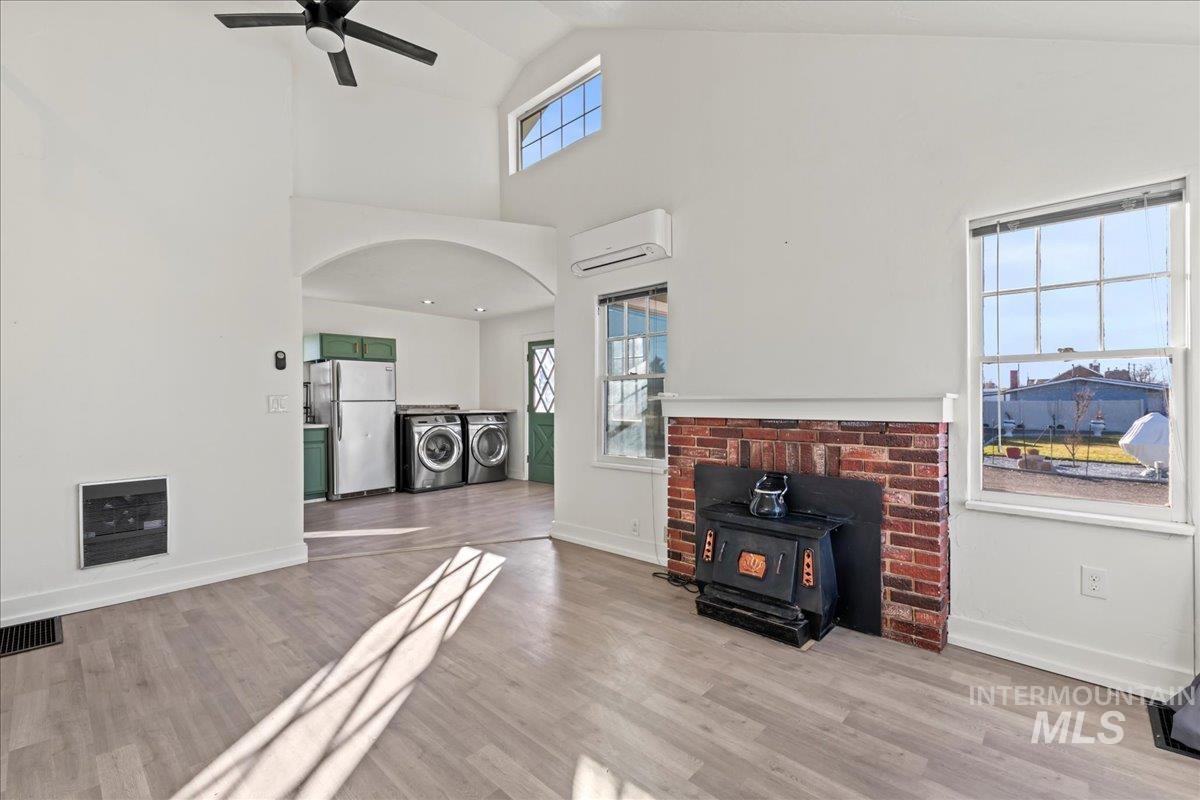 910 7th Avenue S, Nampa, Idaho 83651, 2 Bedrooms, 1 Bathroom, Residential For Sale, Price $315,000,MLS 98974548