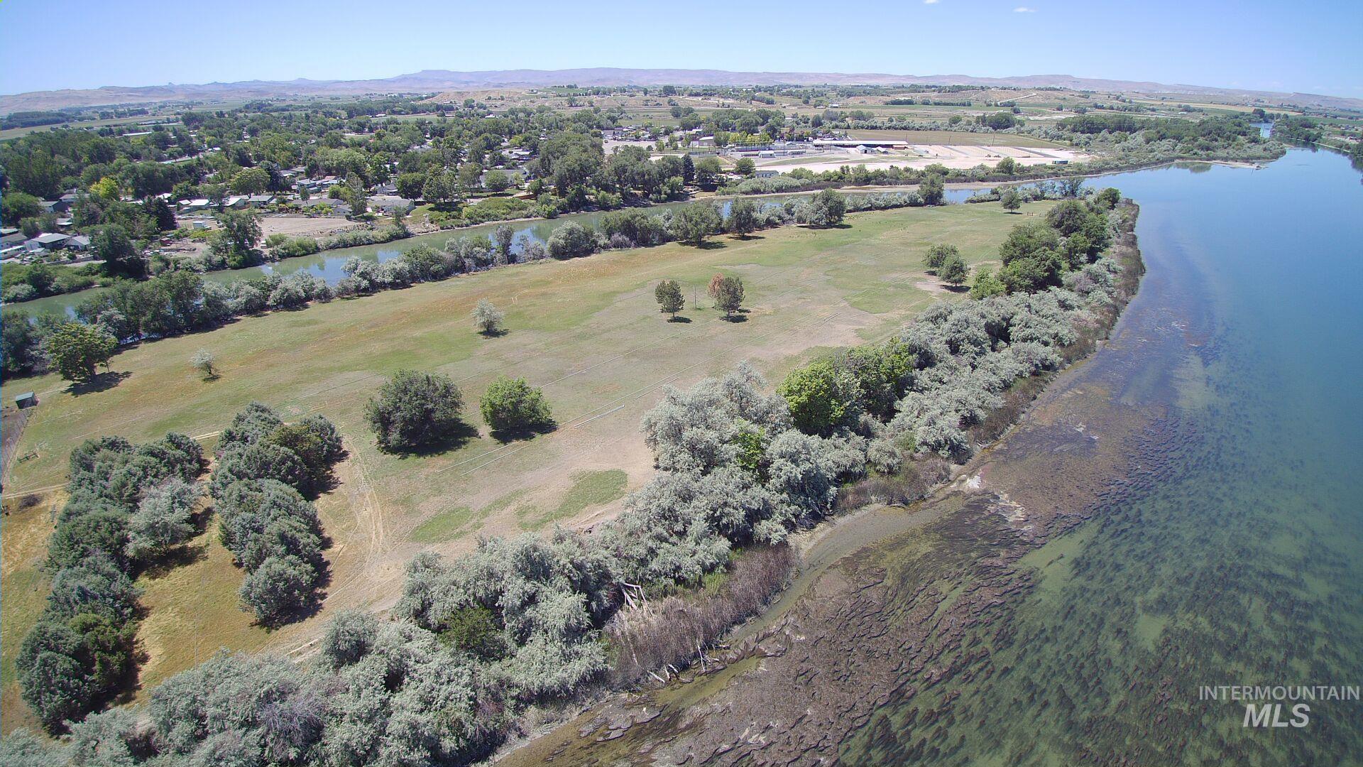 00 Heltons Island, Homedale, Idaho 83628, 1 Bedroom, 1 Bathroom, Residential For Sale, Price $700,000, 98974551