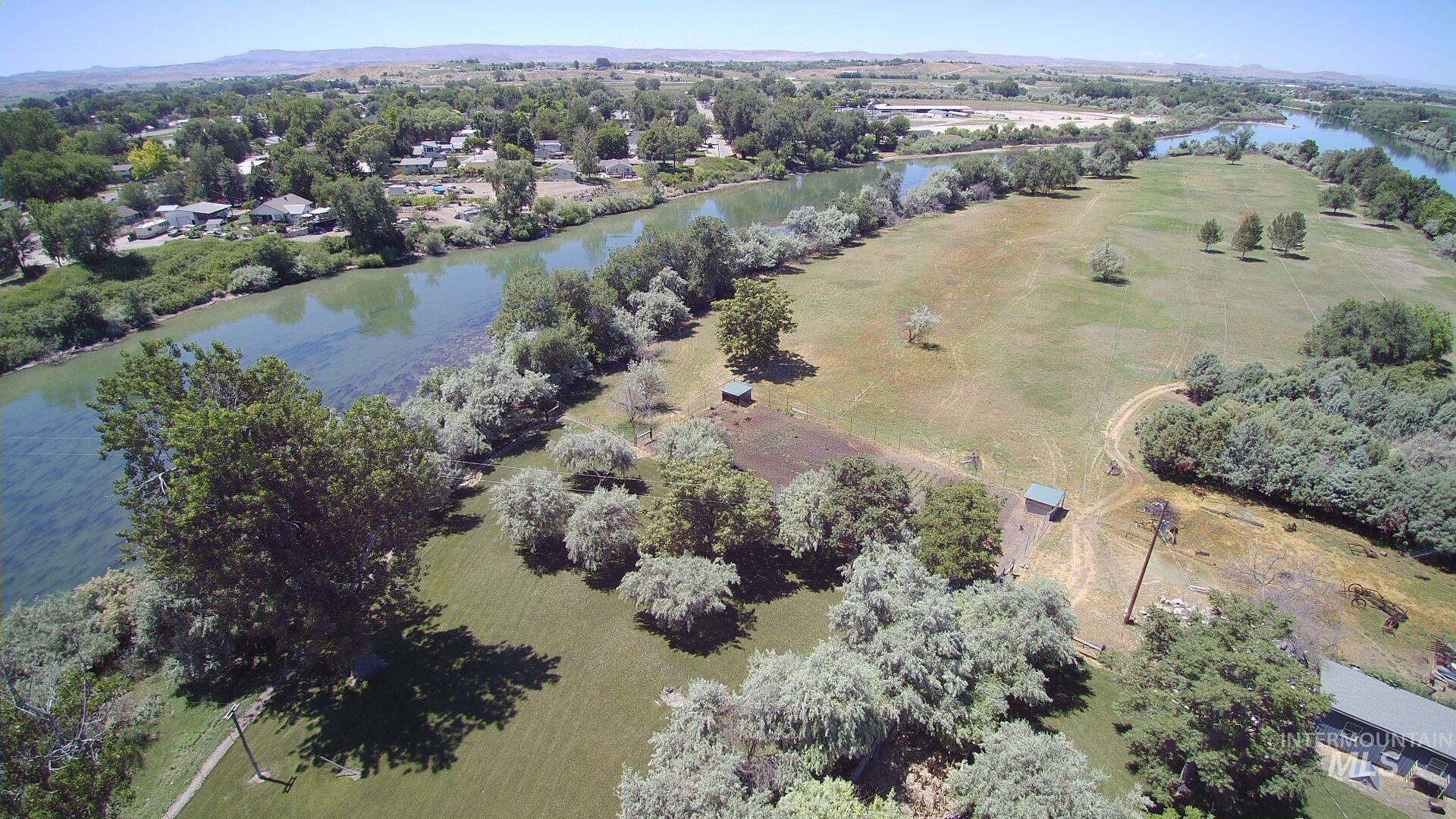 00 Heltons Island, Homedale, Idaho 83628, 1 Bedroom, 1 Bathroom, Residential For Sale, Price $700,000, 98974551