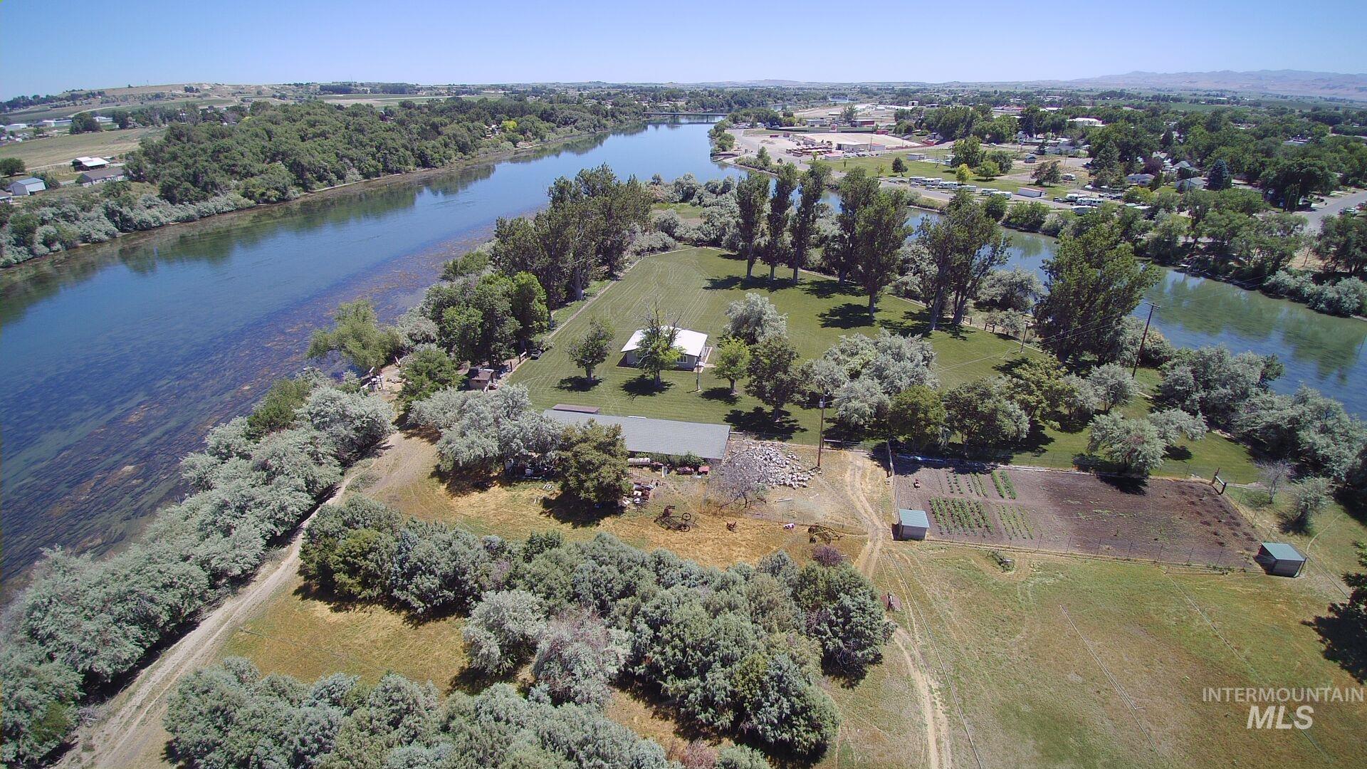 00 Heltons Island, Homedale, Idaho 83628, 1 Bedroom, 1 Bathroom, Residential For Sale, Price $700,000, 98974551