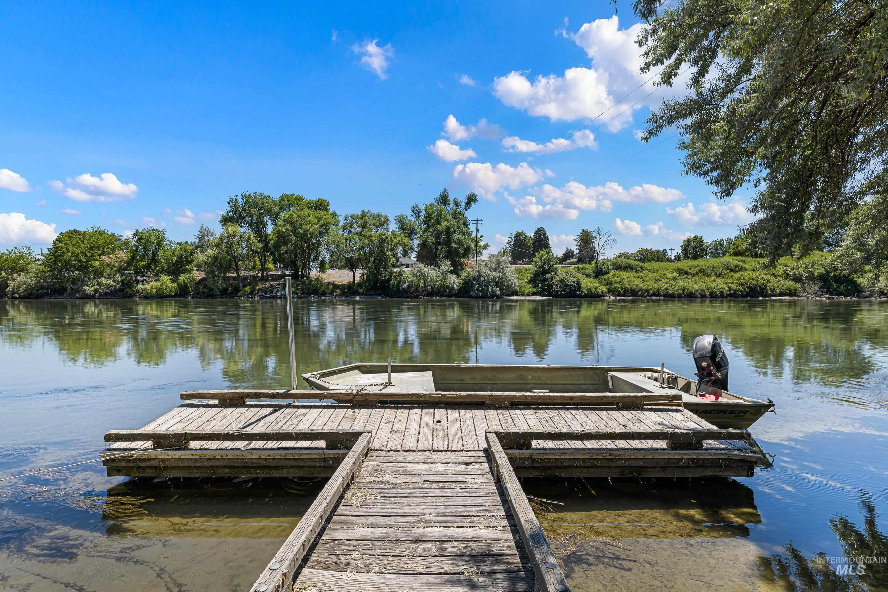 00 Heltons Island, Homedale, Idaho 83628, 1 Bedroom, 1 Bathroom, Residential For Sale, Price $700,000, 98974551