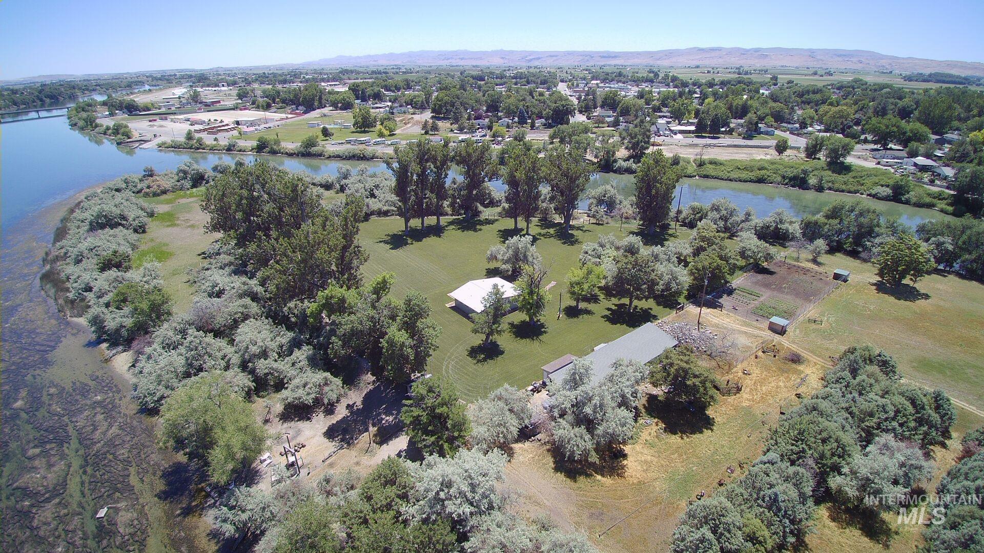 00 Heltons Island, Homedale, Idaho 83628, 1 Bedroom, 1 Bathroom, Residential For Sale, Price $700,000, 98974551