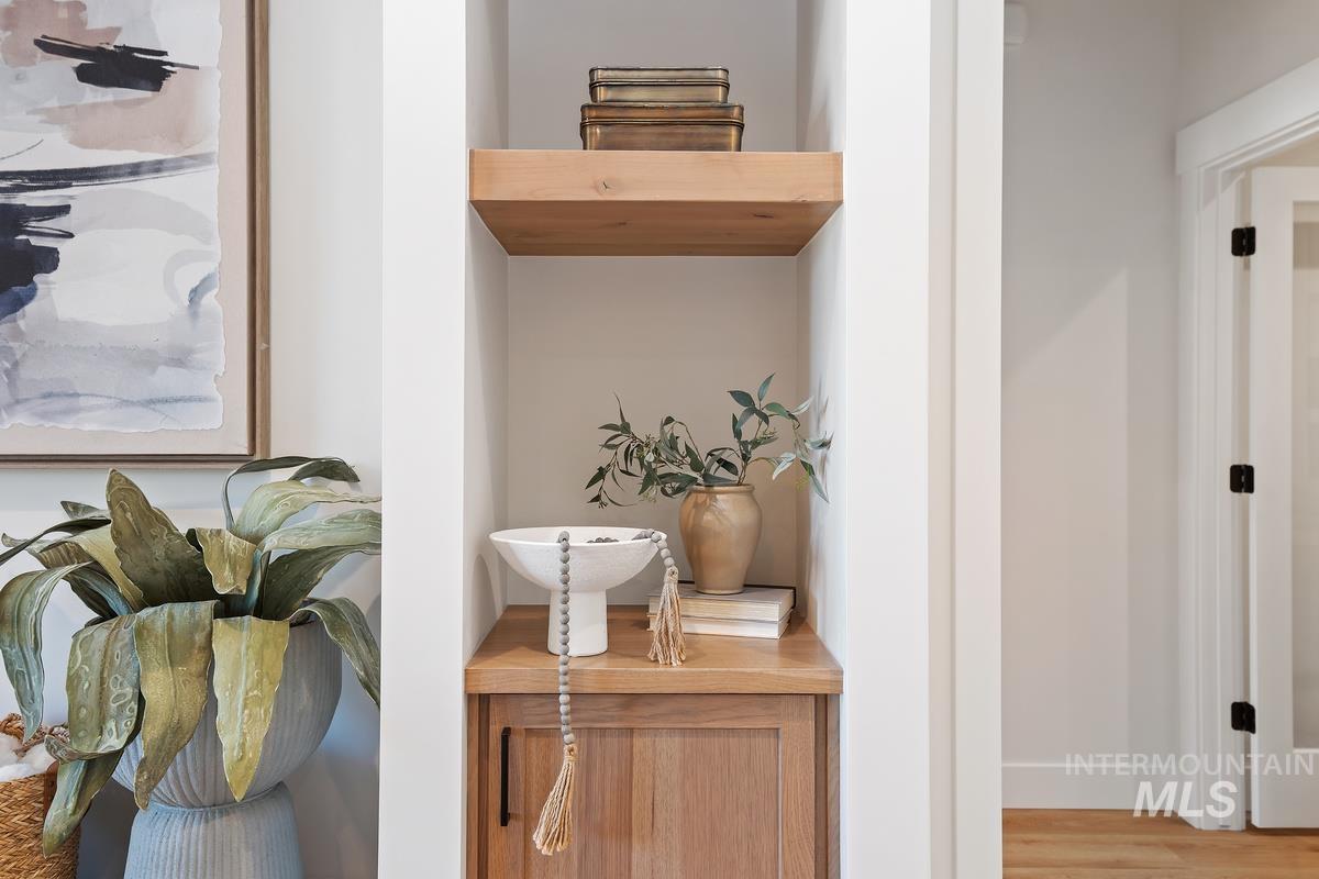 7168 E Chicken Hawk Loop, Nampa, Idaho 83686, 3 Bedrooms, 2.5 Bathrooms, Residential For Sale, Price $819,900,MLS 98974554