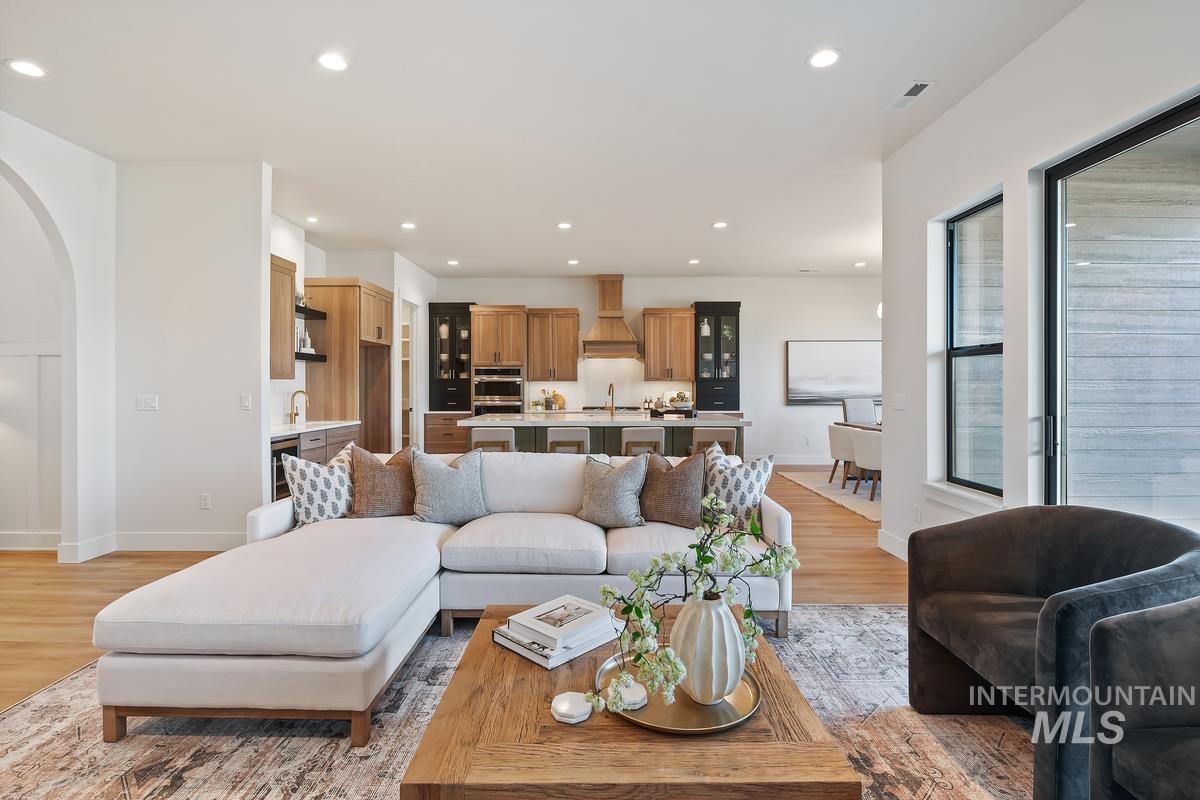 7168 E Chicken Hawk Loop, Nampa, Idaho 83686, 3 Bedrooms, 2.5 Bathrooms, Residential For Sale, Price $799,900,MLS 98974554