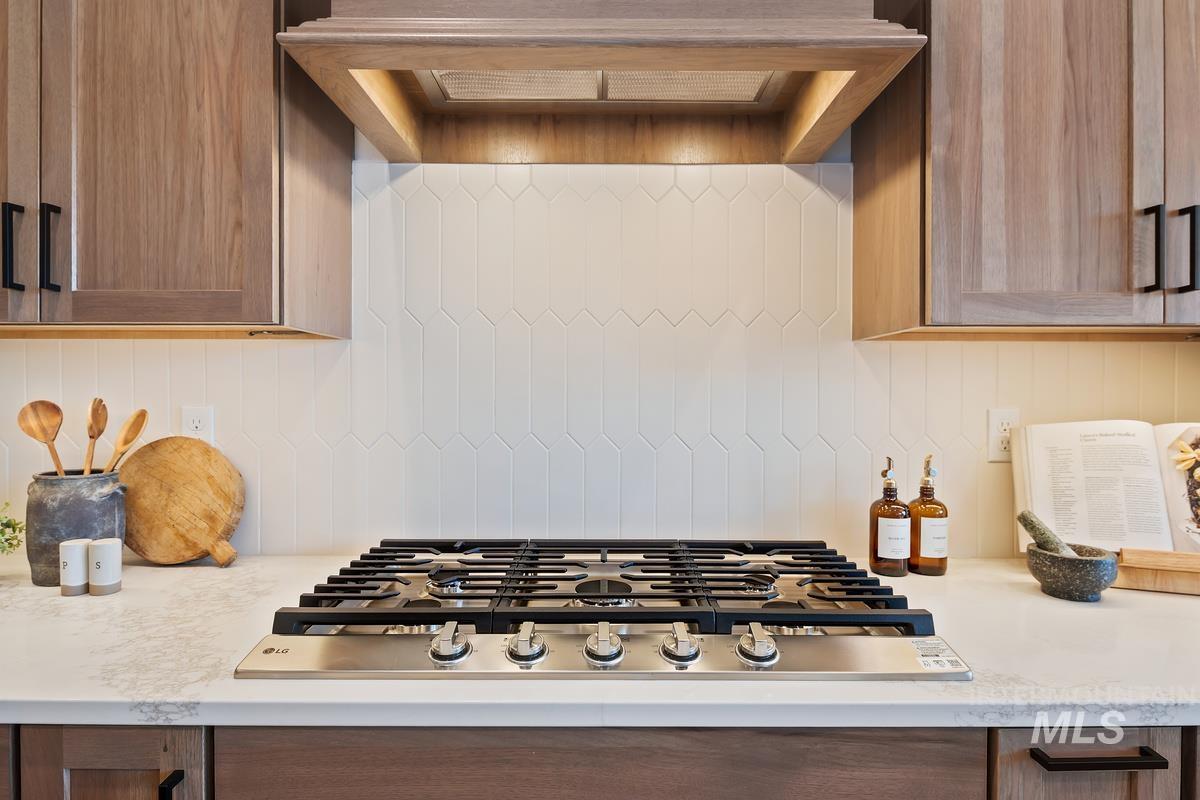 7168 E Chicken Hawk Loop, Nampa, Idaho 83686, 3 Bedrooms, 2.5 Bathrooms, Residential For Sale, Price $799,900,MLS 98974554