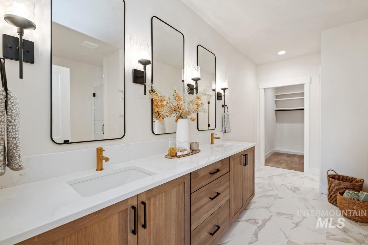 7168 E Chicken Hawk Loop, Nampa, Idaho 83686, 3 Bedrooms, 2.5 Bathrooms, Residential For Sale, Price $819,900,MLS 98974554