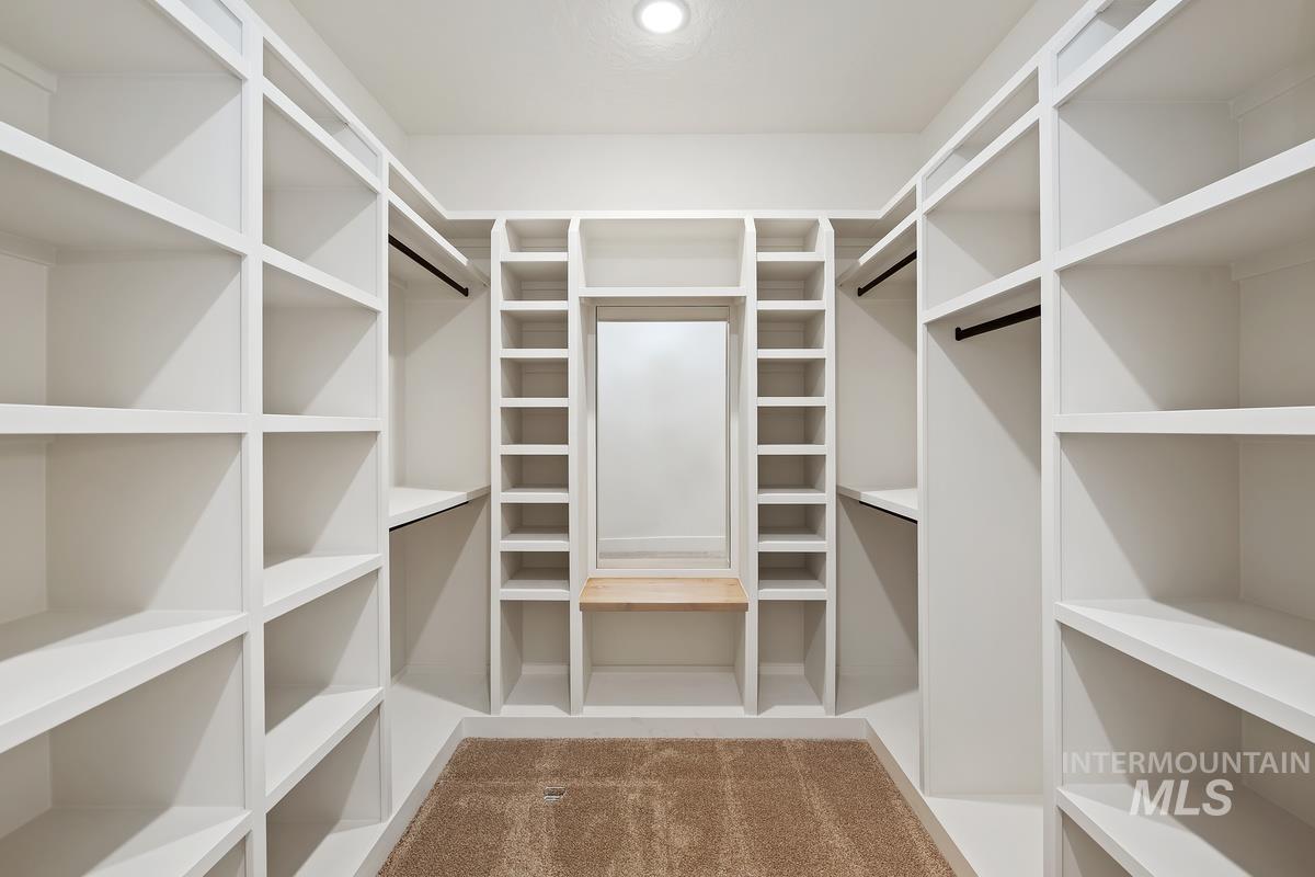 7168 E Chicken Hawk Loop, Nampa, Idaho 83686, 3 Bedrooms, 2.5 Bathrooms, Residential For Sale, Price $799,900,MLS 98974554