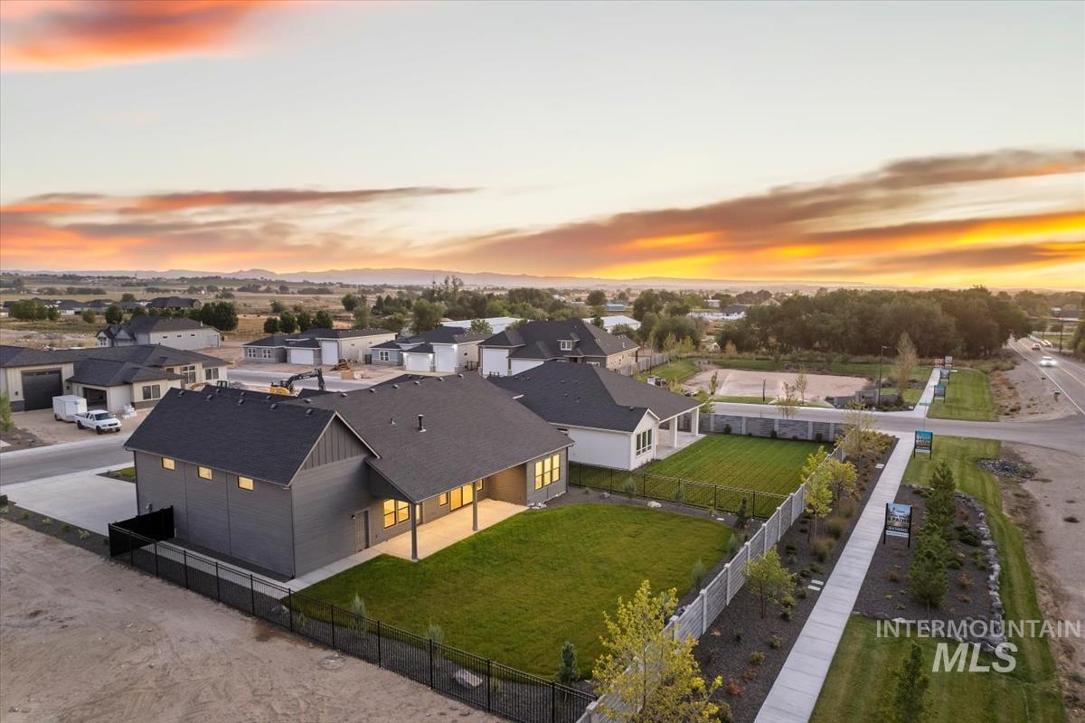 7168 E Chicken Hawk Loop, Nampa, Idaho 83686, 3 Bedrooms, 2.5 Bathrooms, Residential For Sale, Price $799,900,MLS 98974554