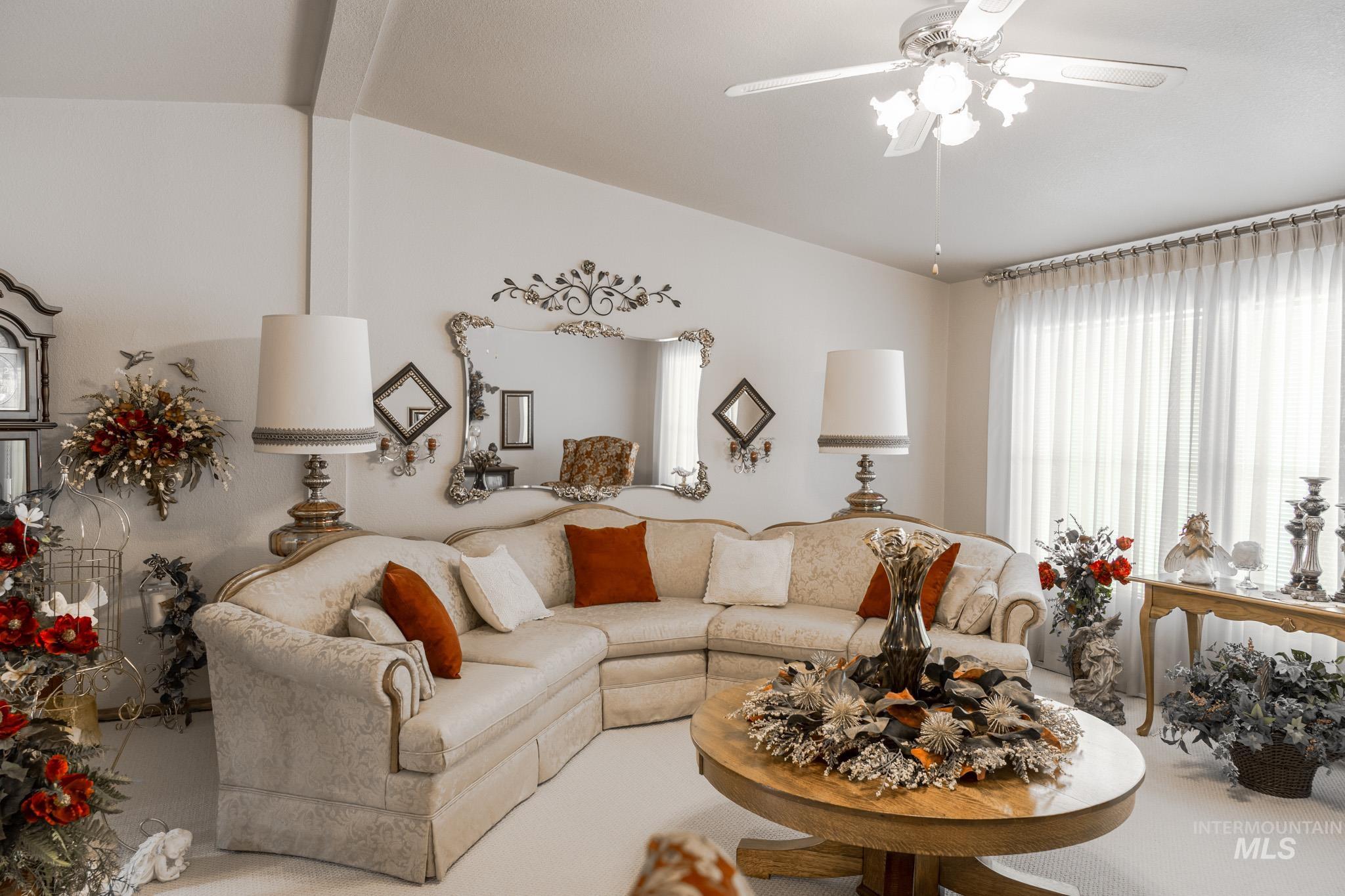 2701 N Alder Dr, Fruitland, Idaho 83619-0000, 2 Bedrooms, 2 Bathrooms, Residential For Sale, Price $149,999,MLS 98974562