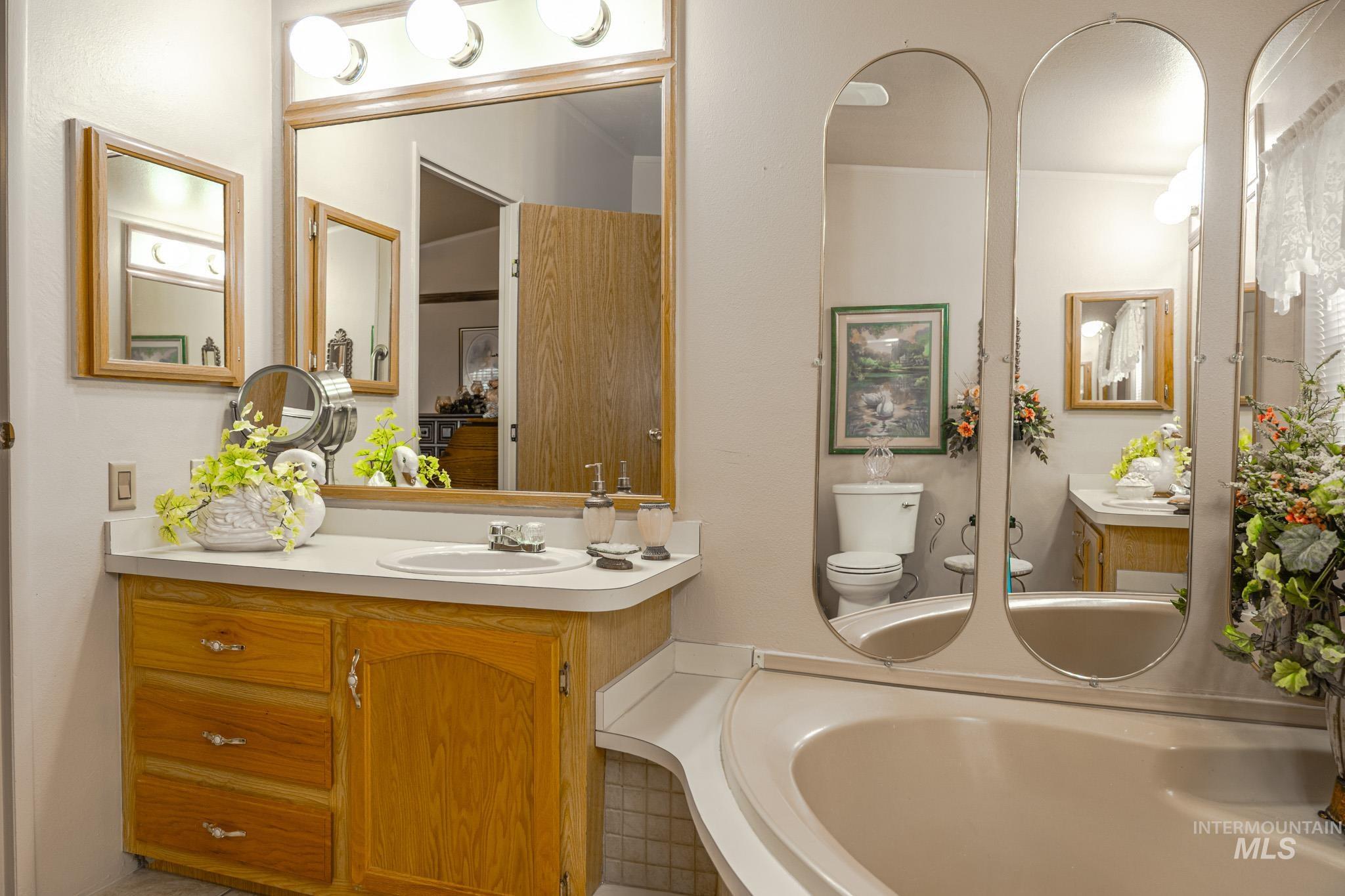 2701 N Alder Dr, Fruitland, Idaho 83619-0000, 2 Bedrooms, 2 Bathrooms, Residential For Sale, Price $149,999,MLS 98974562