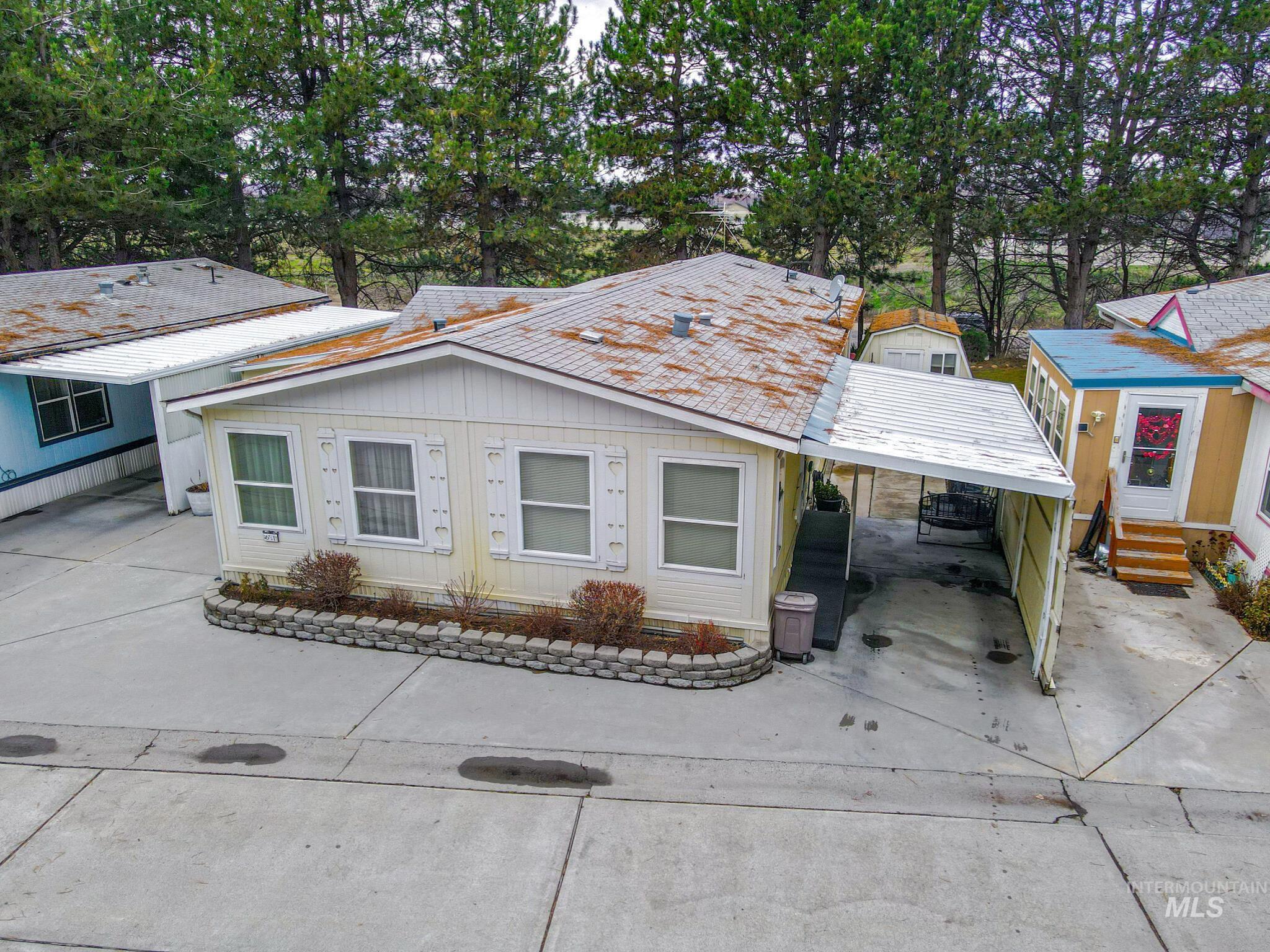 2701 N Alder Dr, Fruitland, Idaho 83619-0000, 2 Bedrooms, 2 Bathrooms, Residential For Sale, Price $149,999,MLS 98974562