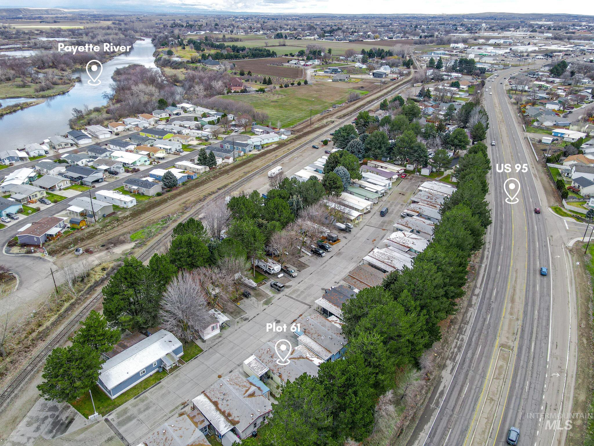 2701 N Alder Dr, Fruitland, Idaho 83619-0000, 2 Bedrooms, 2 Bathrooms, Residential For Sale, Price $149,999,MLS 98974562