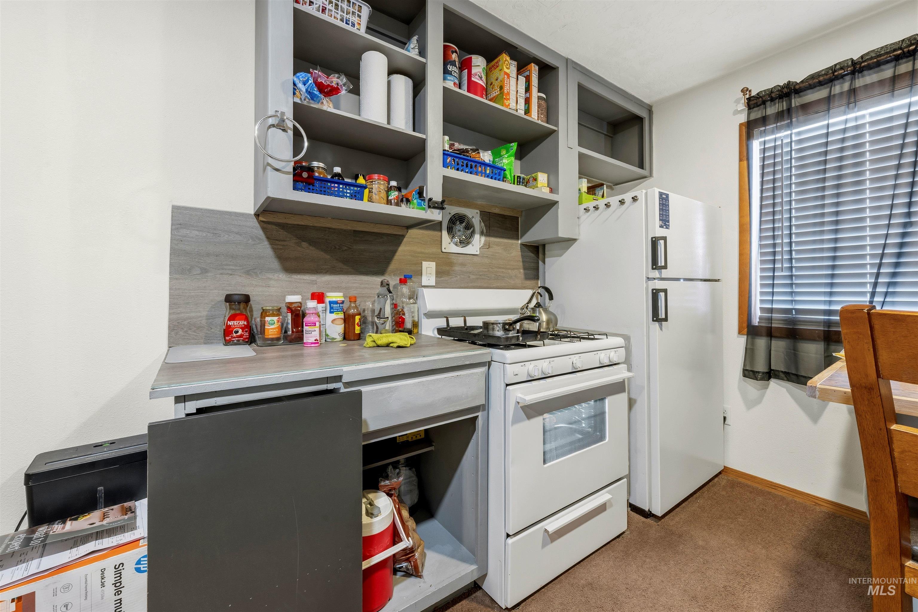 1071 Valley Court, Middleton, Idaho 83644, 3 Bedrooms, 2 Bathrooms, Residential For Sale, Price $325,000,MLS 98974563