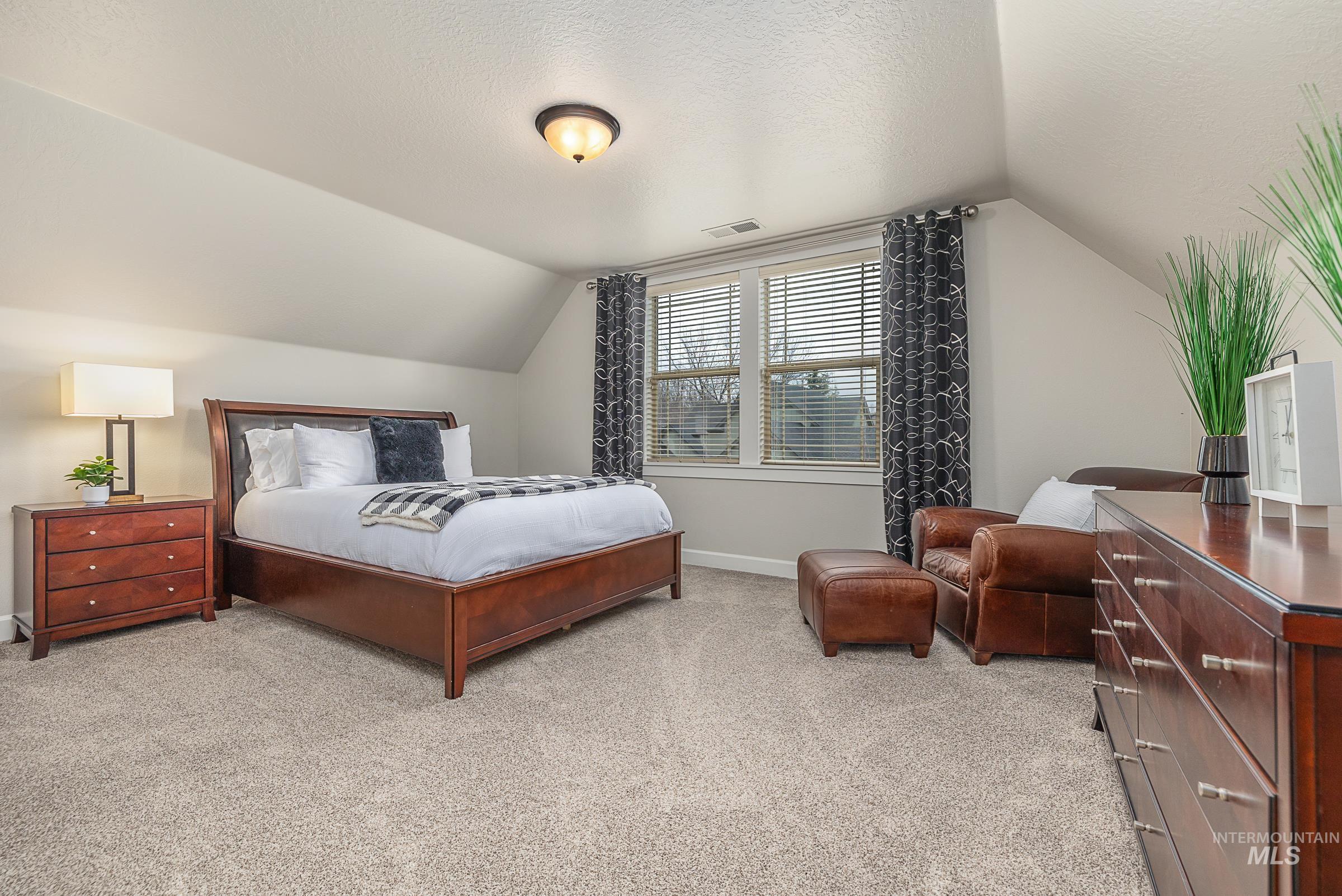 1536 E Daylesford Dr, Eagle, Idaho 83616, 5 Bedrooms, 4 Bathrooms, Residential For Sale, Price $1,100,000,MLS 98974566