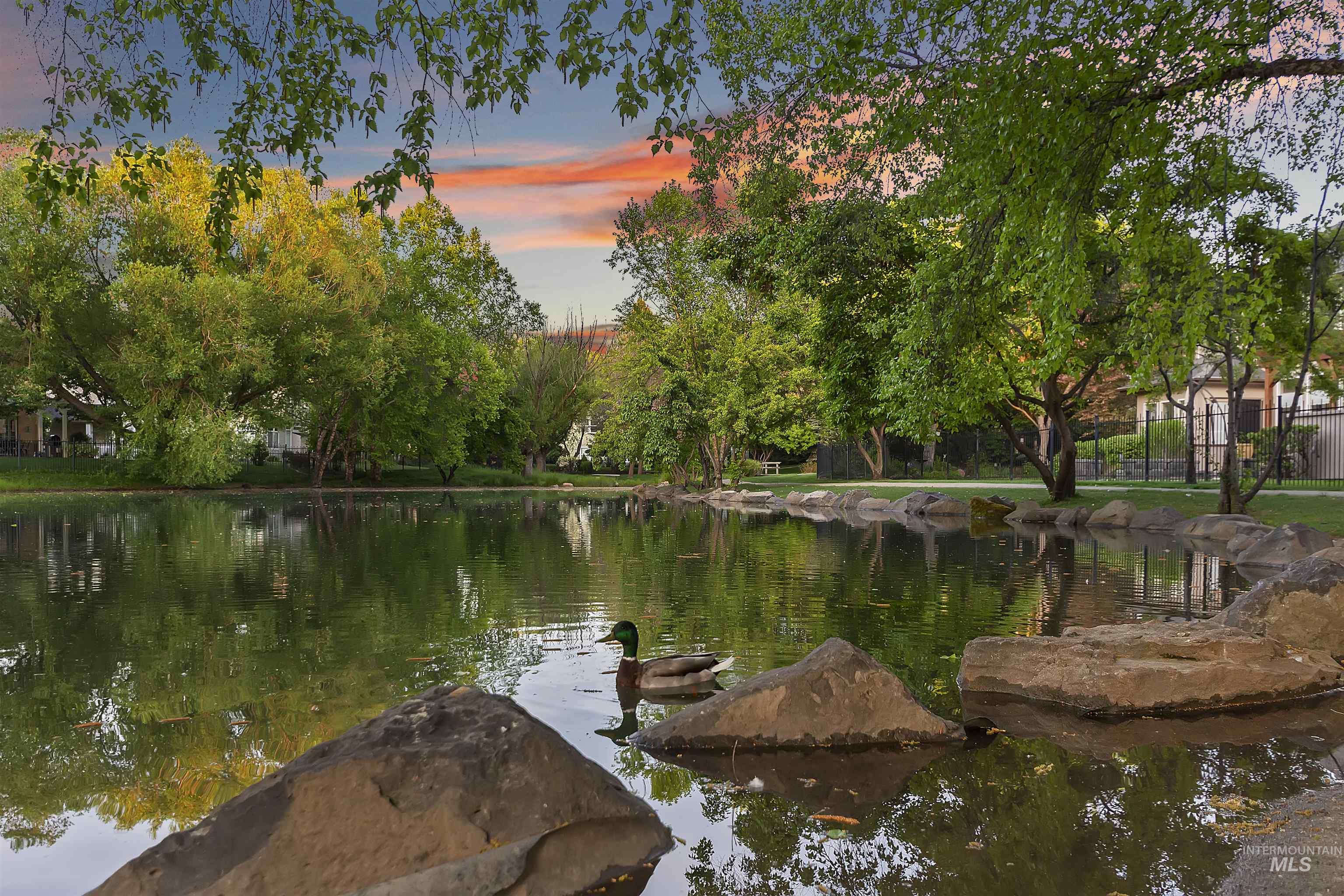 1536 E Daylesford Dr, Eagle, Idaho 83616, 5 Bedrooms, 4 Bathrooms, Residential For Sale, Price $1,100,000,MLS 98974566