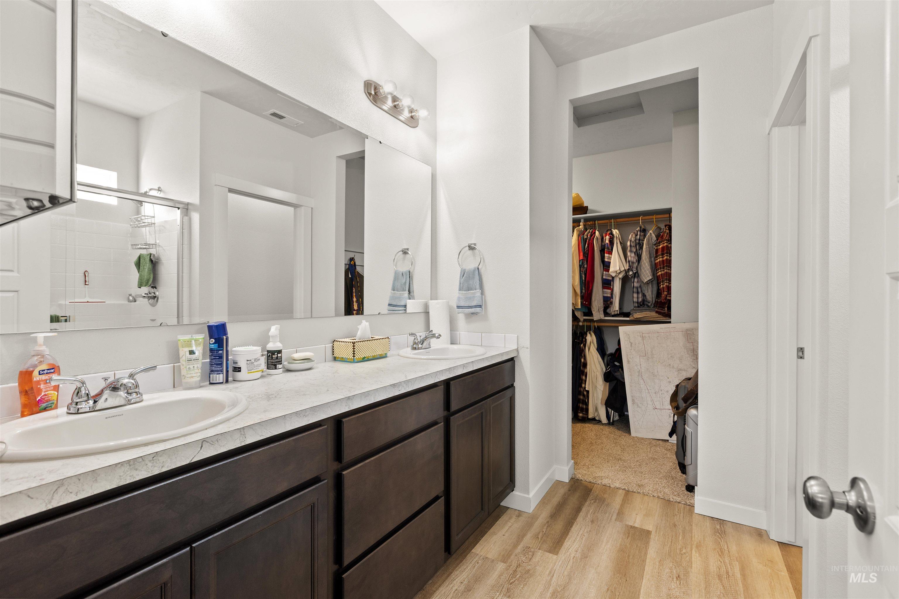 11917 W Teratai, Star, Idaho 83669, 4 Bedrooms, 2 Bathrooms, Residential For Sale, Price $440,000, 98974567