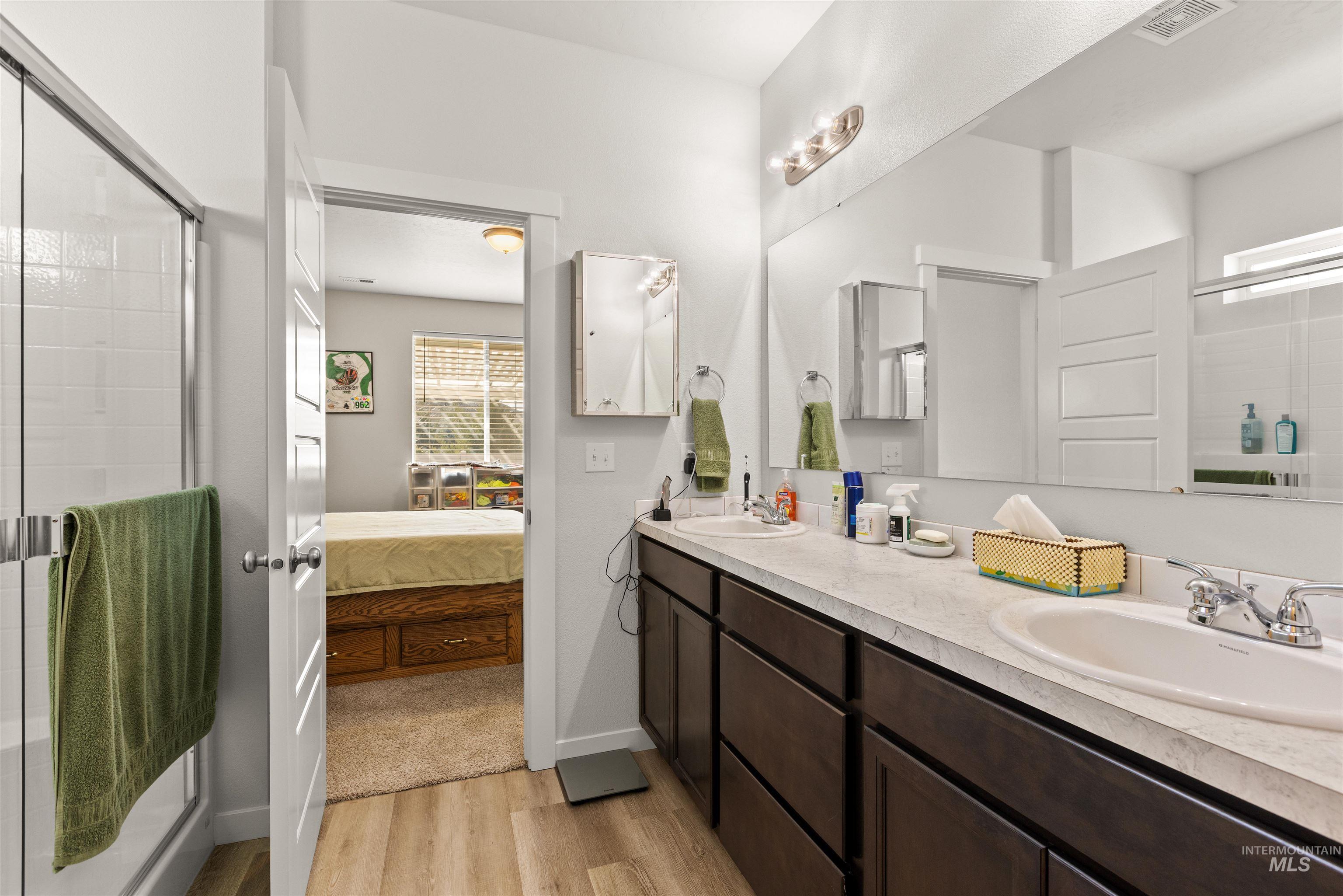 11917 W Teratai, Star, Idaho 83669, 4 Bedrooms, 2 Bathrooms, Residential For Sale, Price $440,000, 98974567