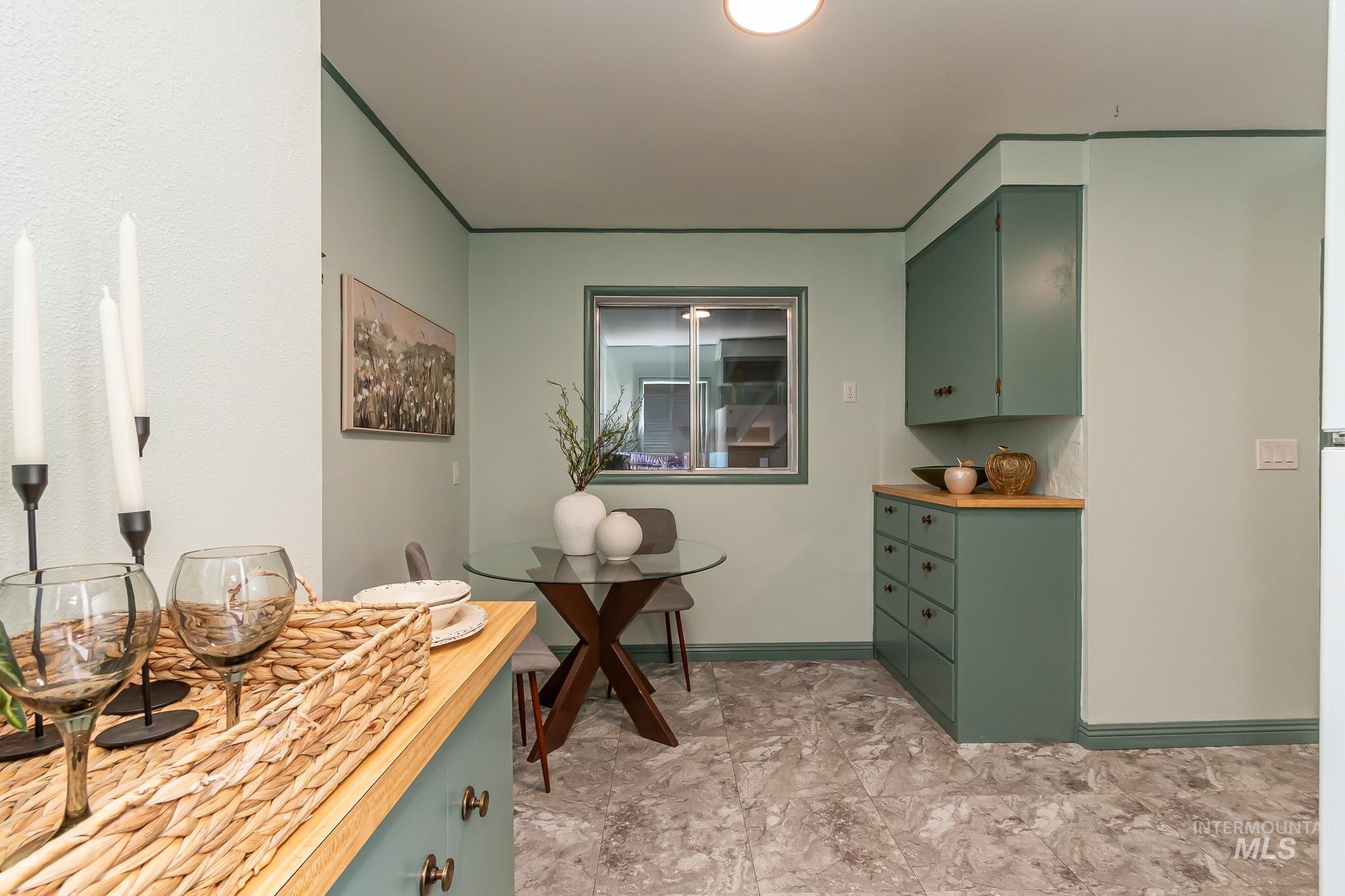 3920 W Dorian, Boise, Idaho 83705-2944, 3 Bedrooms, 2 Bathrooms, Residential For Sale, Price $448,000, 98974570