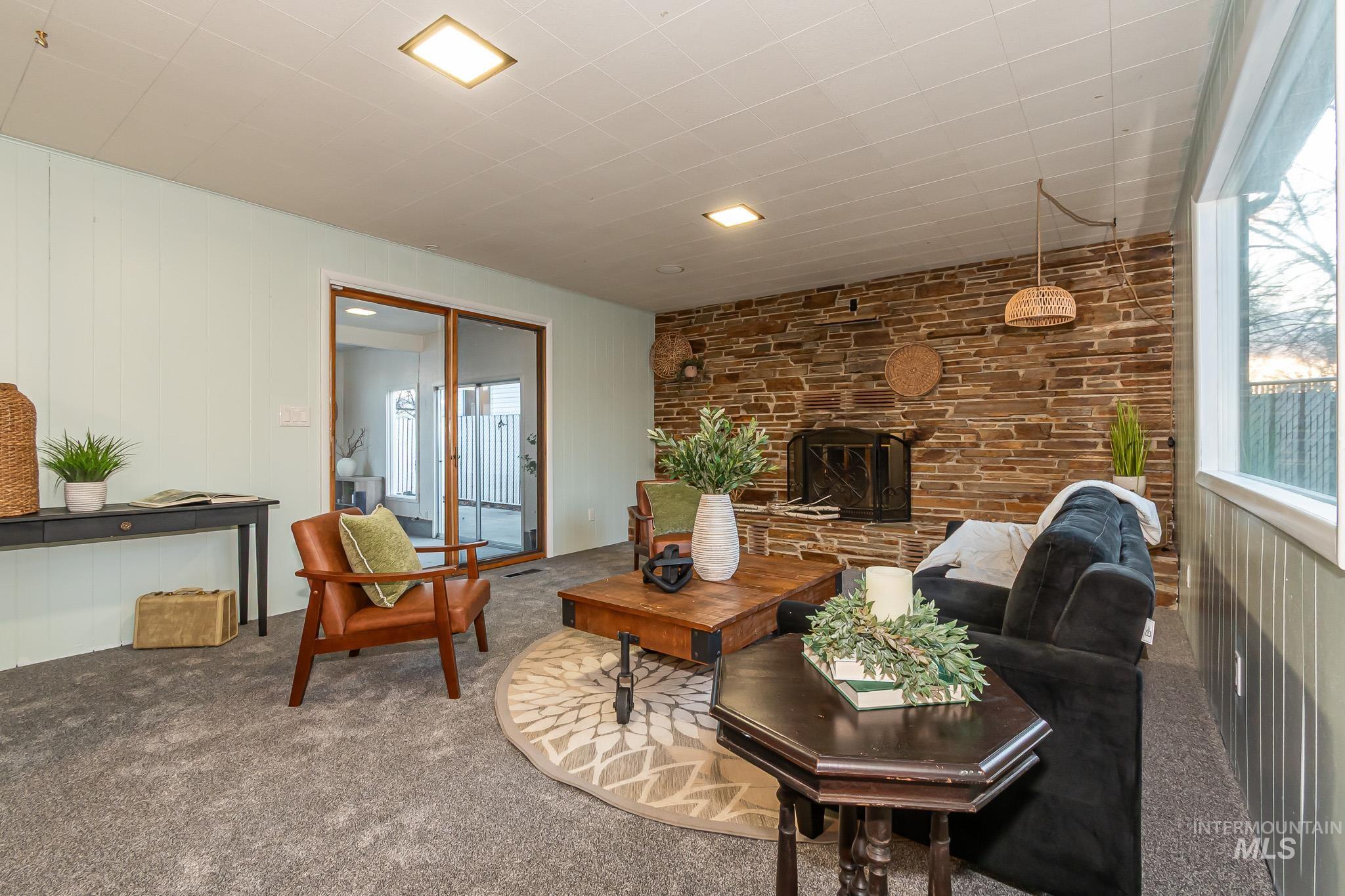 3920 W Dorian, Boise, Idaho 83705-2944, 3 Bedrooms, 2 Bathrooms, Residential For Sale, Price $448,000, 98974570