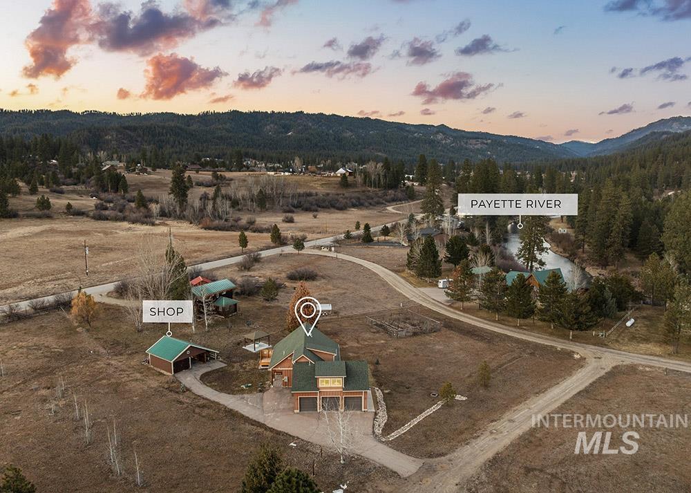 3 Boone Rd, Garden Valley, Idaho 83622, 3 Bedrooms, 2 Bathrooms, Residential For Sale, Price $689,900,MLS 98974574