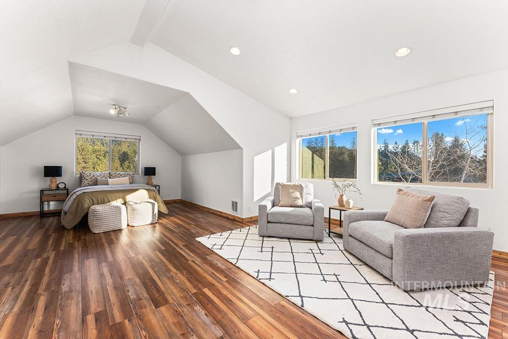 3 Boone Rd, Garden Valley, Idaho 83622, 3 Bedrooms, 2 Bathrooms, Residential For Sale, Price $689,900, 98974574