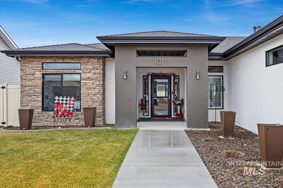 1011 Gem Avenue, Kimberly, Idaho 83341, 3 Bedrooms, 2 Bathrooms, Residential For Sale, Price $469,900, 98974579