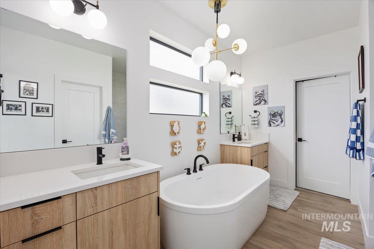 1011 Gem Avenue, Kimberly, Idaho 83341, 3 Bedrooms, 2 Bathrooms, Residential For Sale, Price $495,000, 98974579