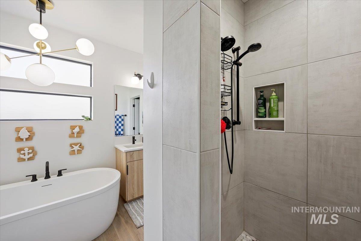 1011 Gem Avenue, Kimberly, Idaho 83341, 3 Bedrooms, 2 Bathrooms, Residential For Sale, Price $474,900,MLS 98974579