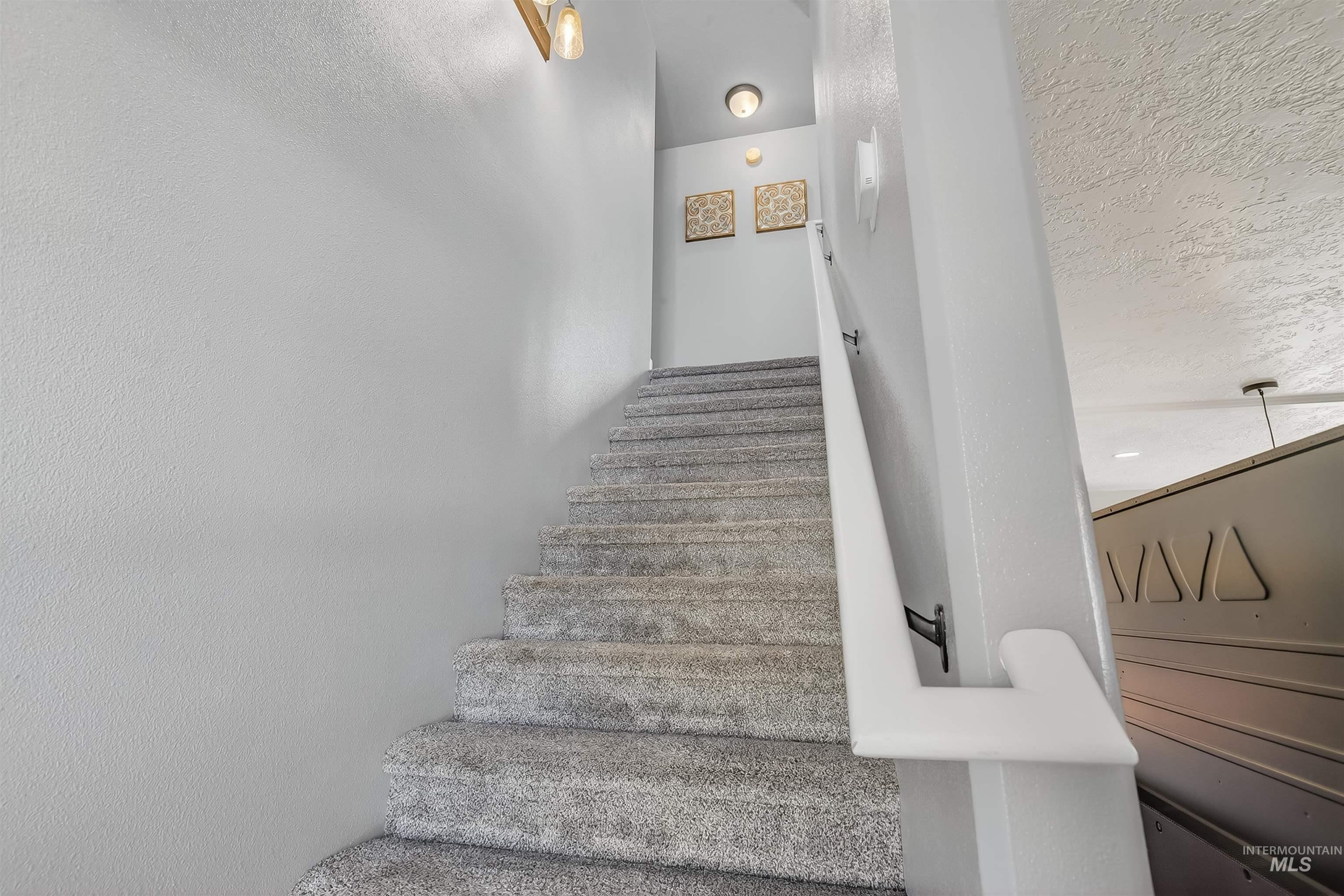 2409 White Ave, Moscow, Idaho 83843, 3 Bedrooms, 2.5 Bathrooms, Residential For Sale, Price $510,000, 98974580