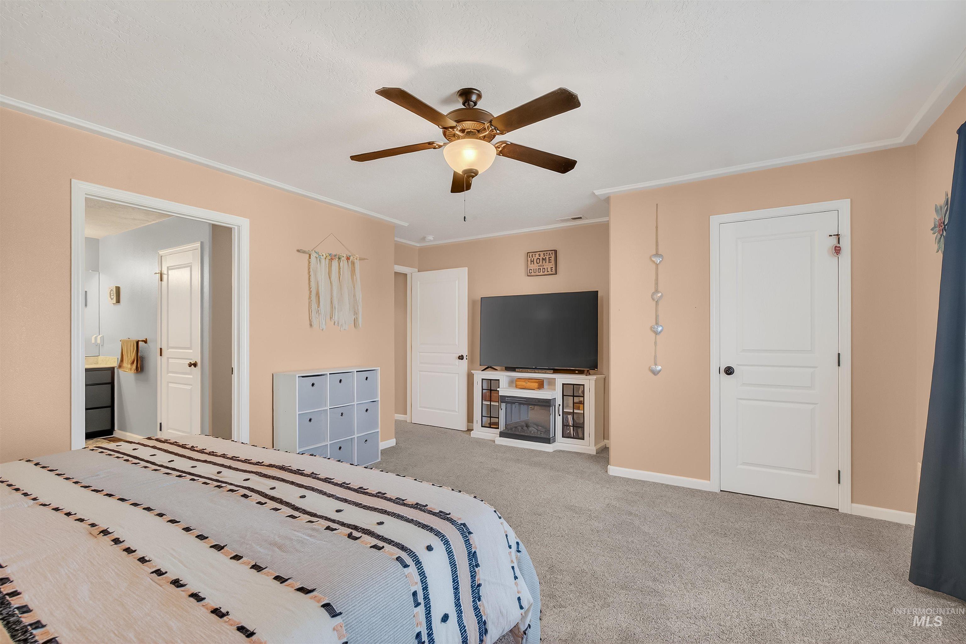 2409 White Ave, Moscow, Idaho 83843, 3 Bedrooms, 2.5 Bathrooms, Residential For Sale, Price $510,000, 98974580