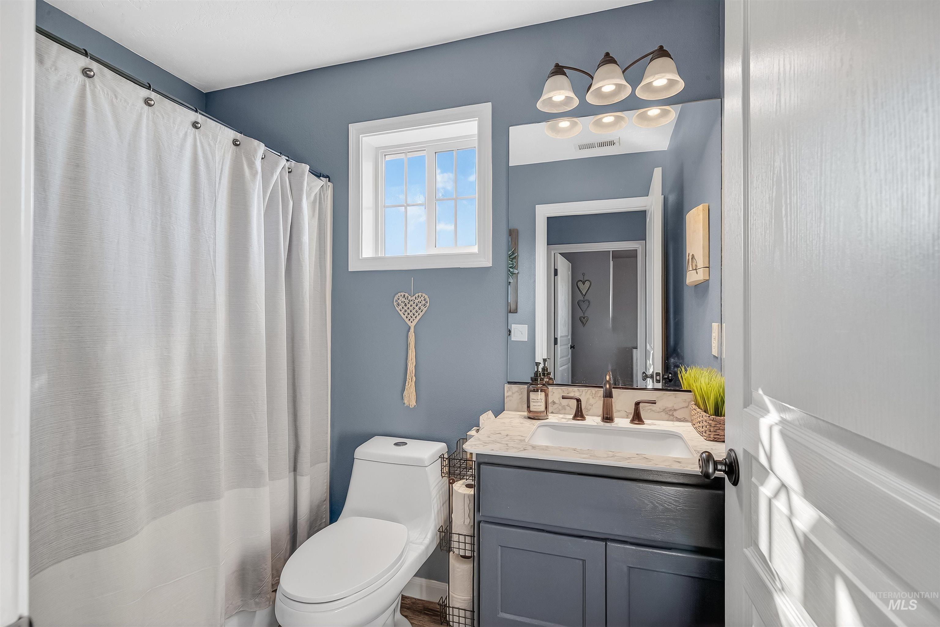 2409 White Ave, Moscow, Idaho 83843, 3 Bedrooms, 2.5 Bathrooms, Residential For Sale, Price $510,000, 98974580