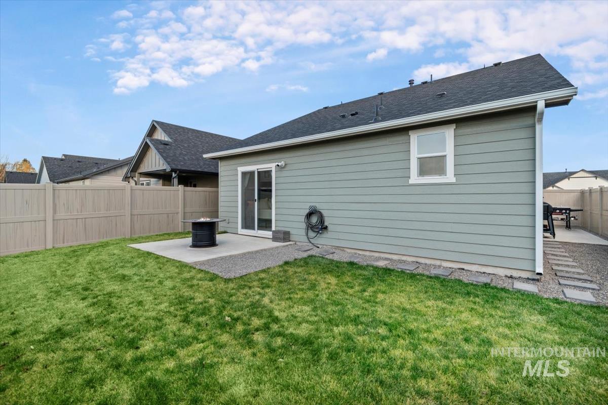 3325 NW 13th Ave, Meridian, Idaho 83646, 3 Bedrooms, 2 Bathrooms, Residential For Sale, Price $430,000, 98974581