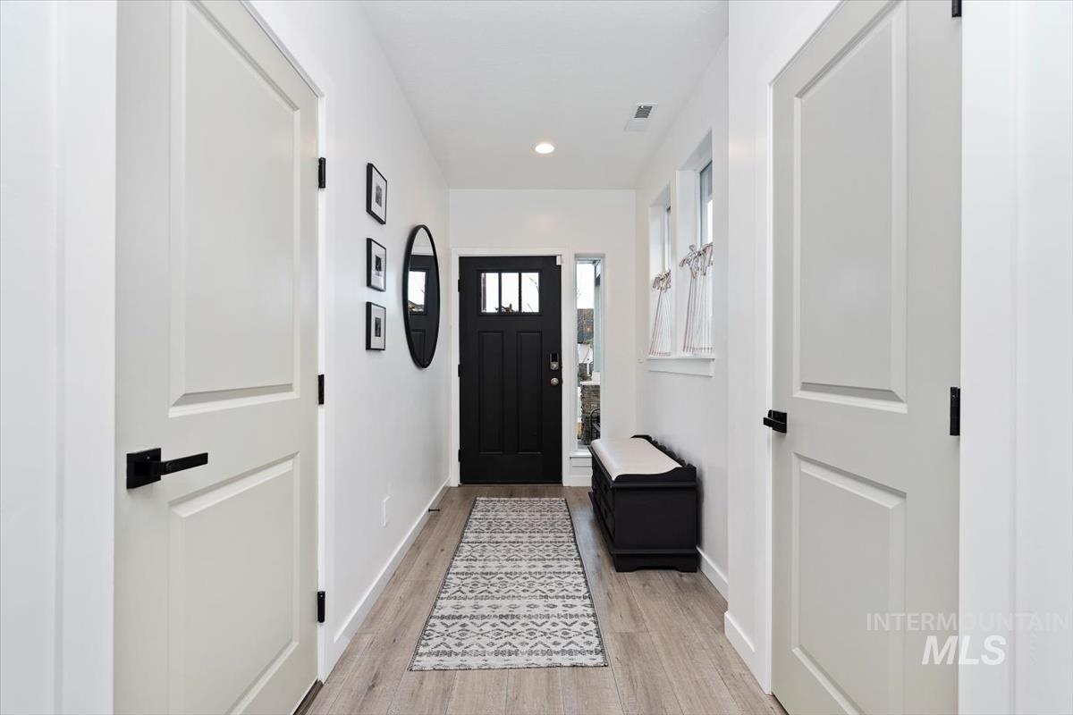 3325 NW 13th Ave, Meridian, Idaho 83646, 3 Bedrooms, 2 Bathrooms, Residential For Sale, Price $430,000, 98974581