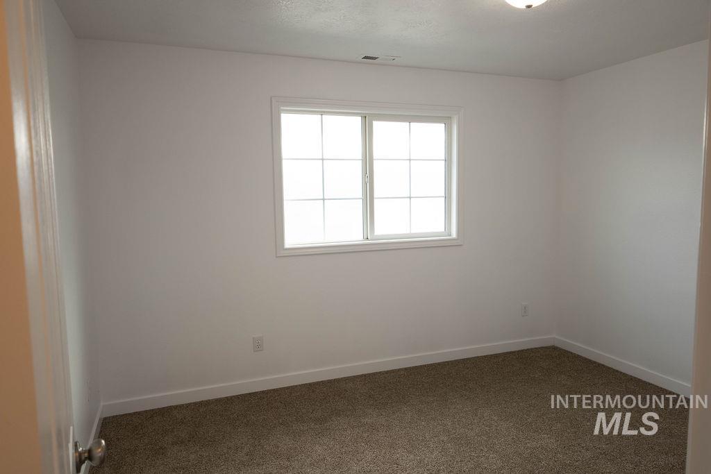 4328 E Vineyard, Nampa, Idaho 83686, 4 Bedrooms, 2.5 Bathrooms, Residential For Sale, Price $425,000, 98974582