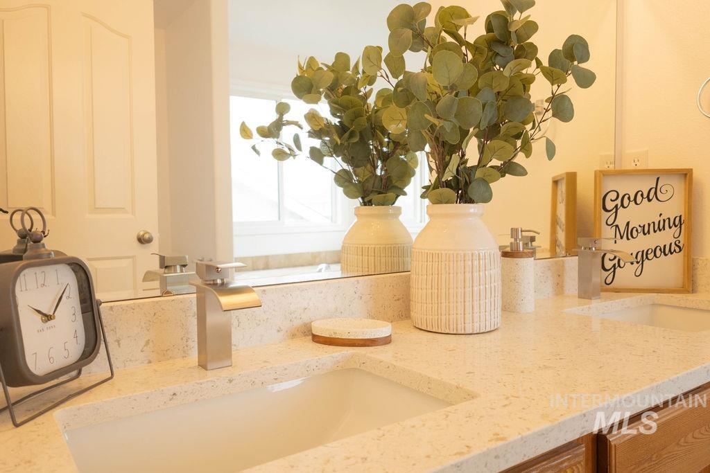 4328 E Vineyard, Nampa, Idaho 83686, 4 Bedrooms, 2.5 Bathrooms, Residential For Sale, Price $425,000, 98974582